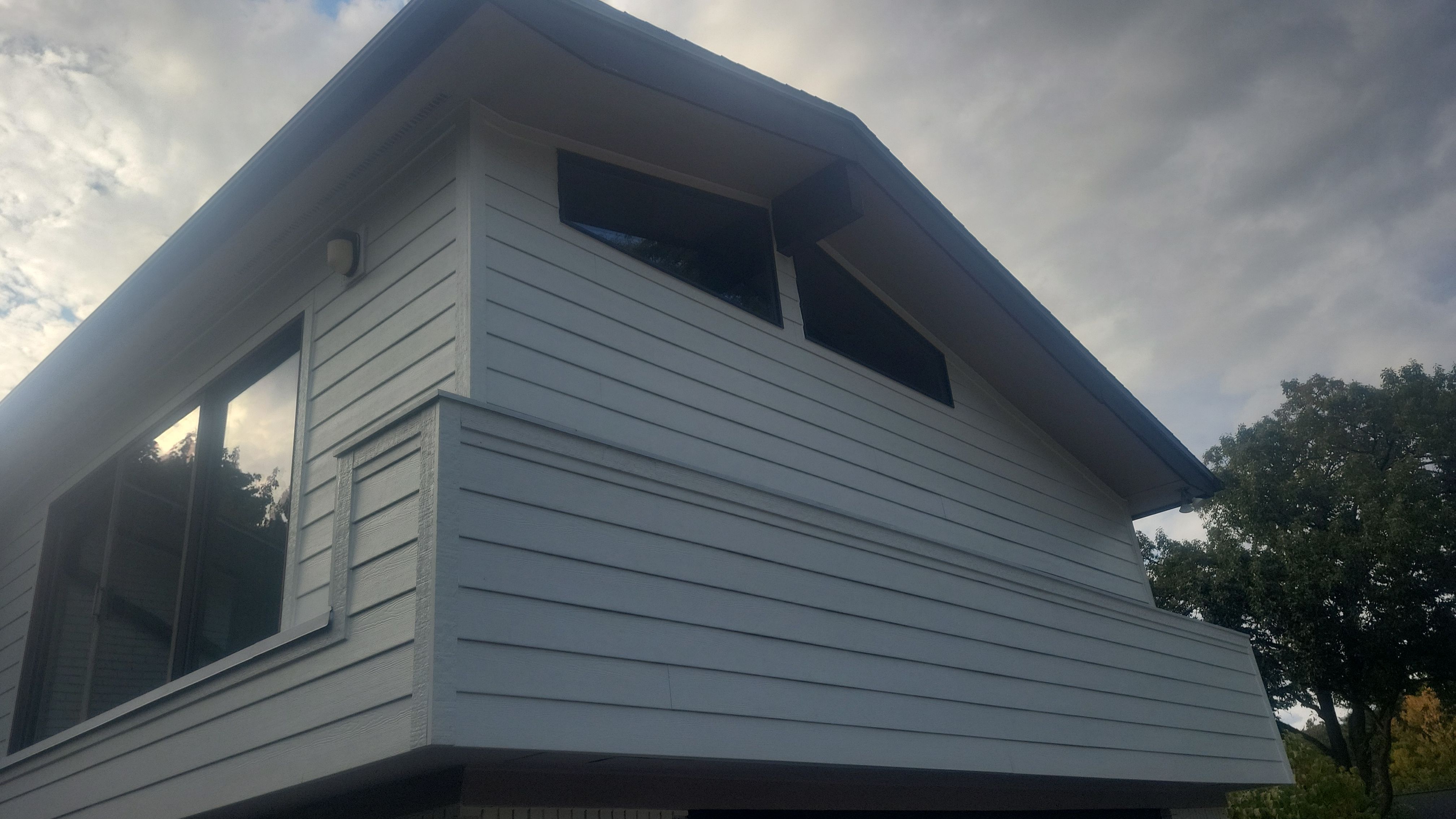 Siding Replacement using James Hardie Siding by 180 Contractors