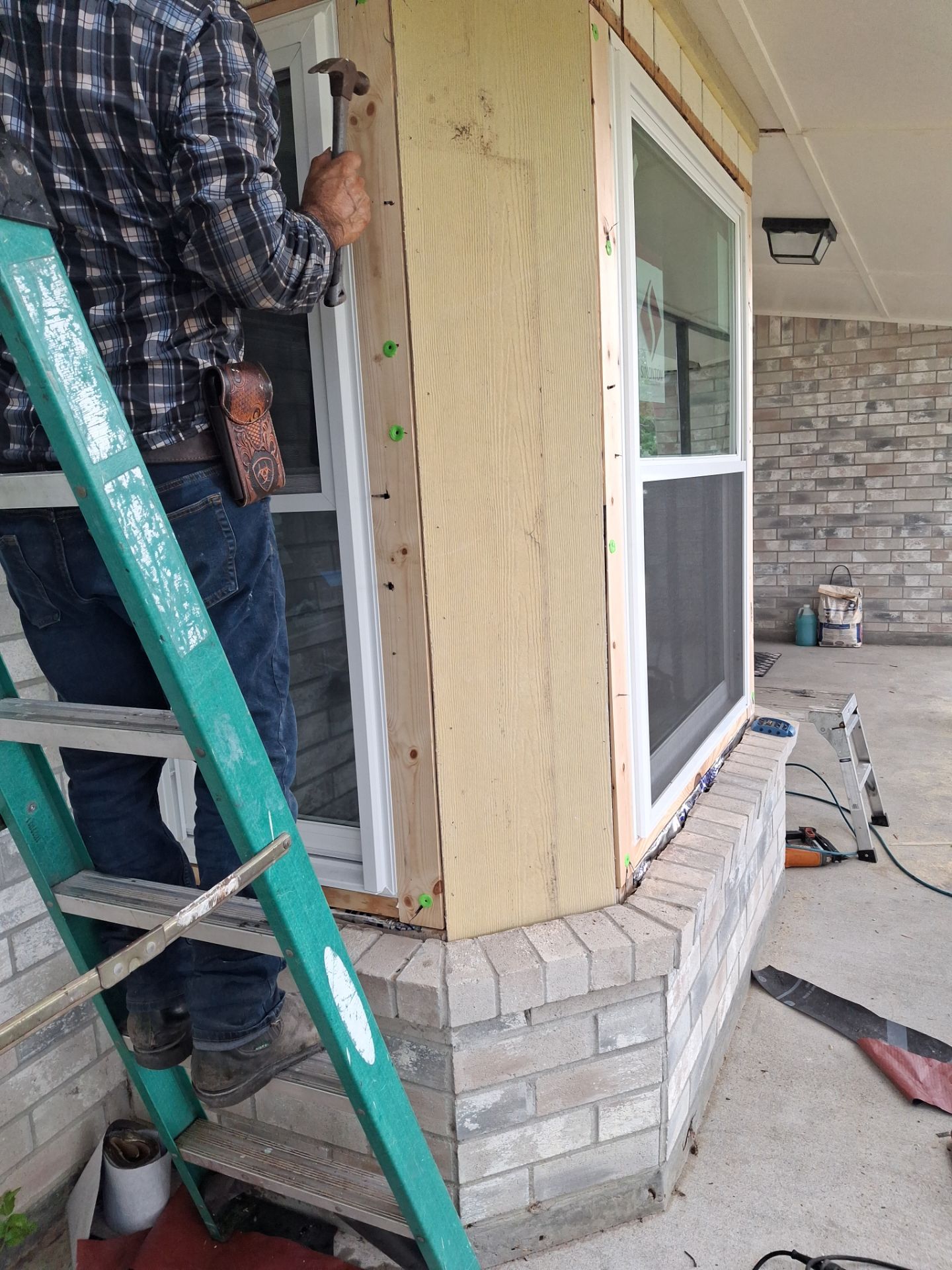 Bay Bay Old Windows by Bayfront Roofing and Construction