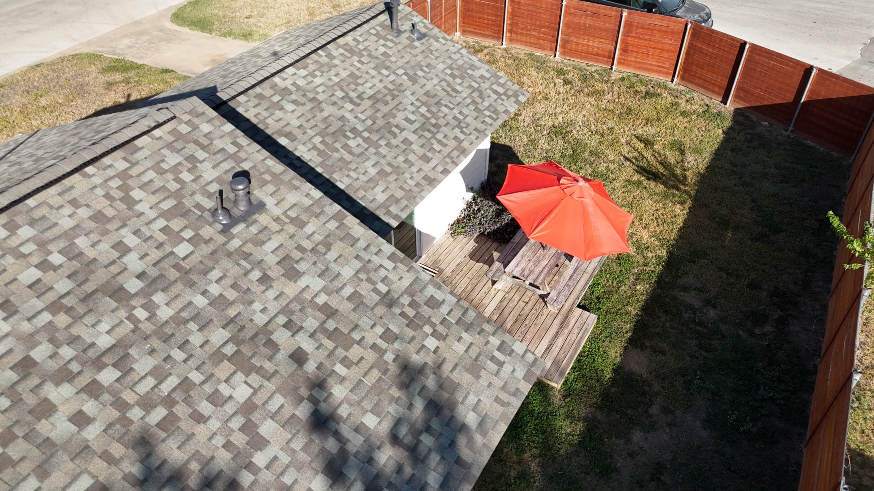 Driftwood - Owens Corning TruDefinition Duration by RoofsOnly.com