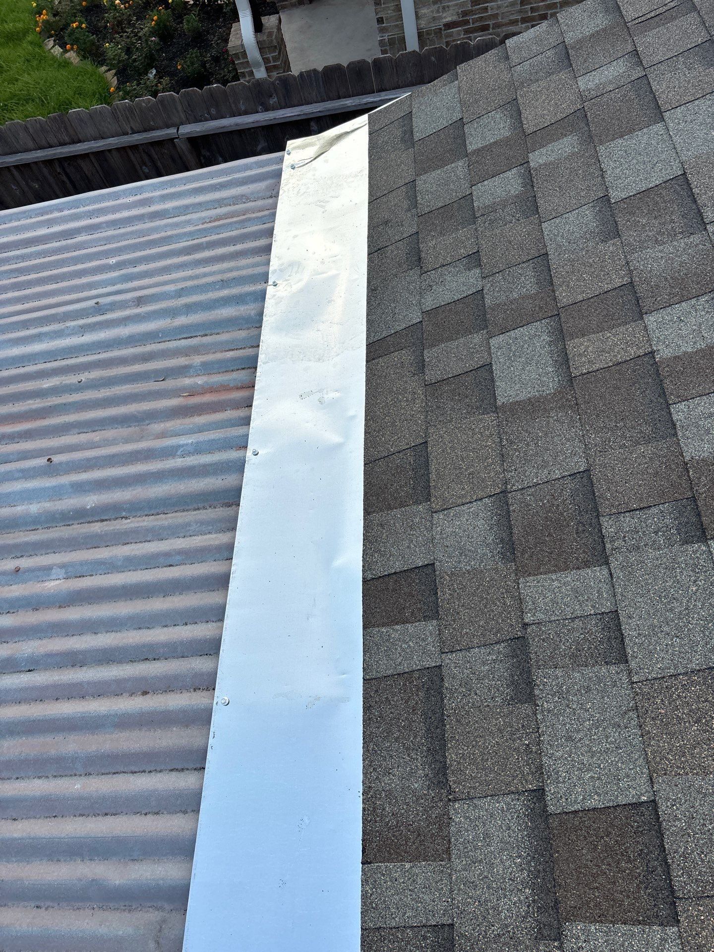 Residential Roofing Installation using Owen's Corning Duration (Lifetime) Shingles by Roof Repair Company