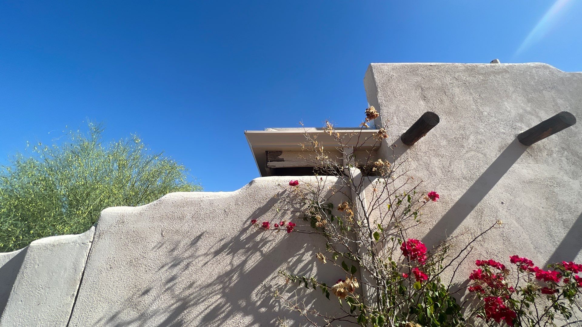 Ranch / Parapet Style; Single Family Home by Crash of Rhinos Painting & Garage Floors
