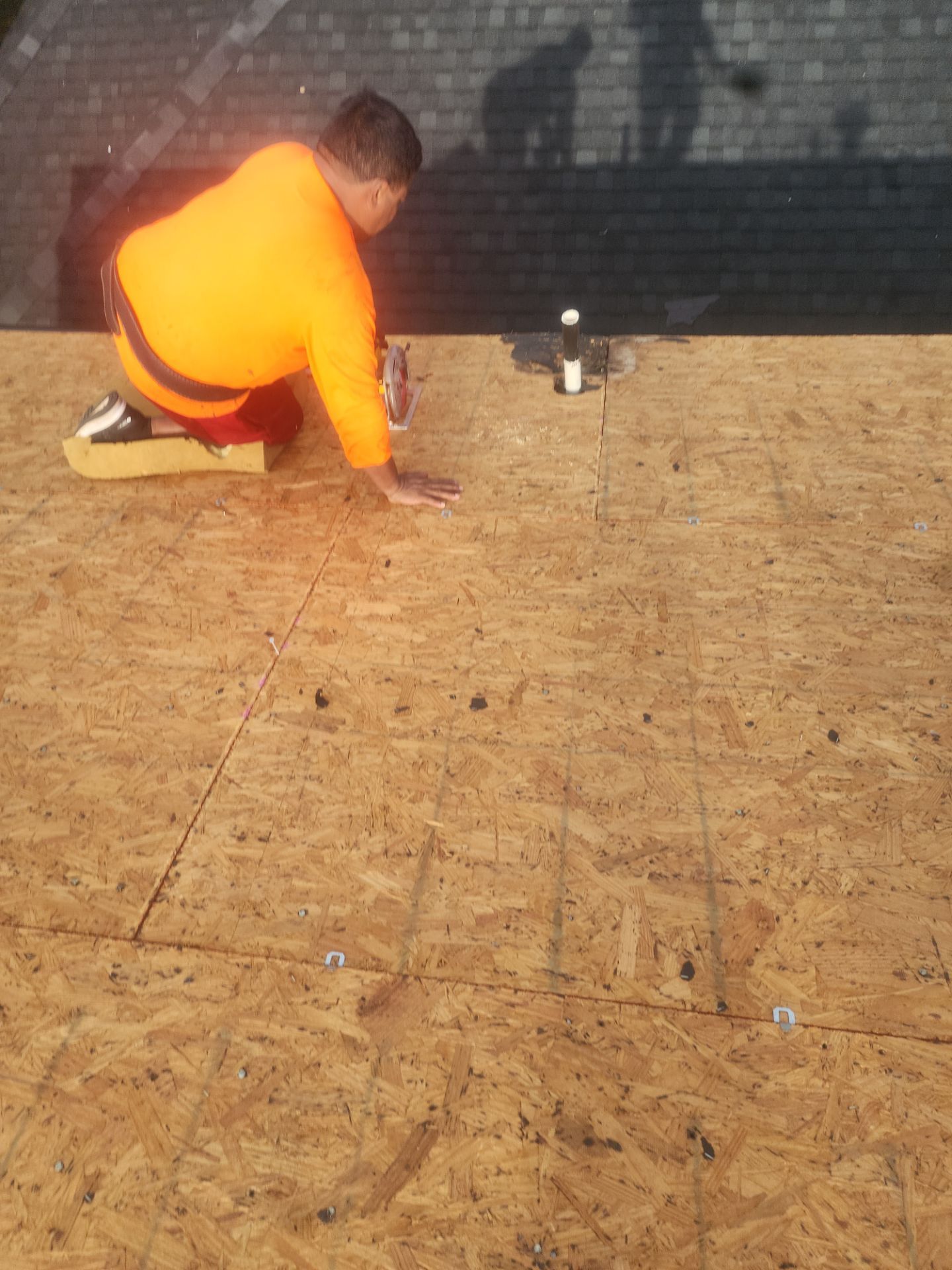Residential Roofing Installation using Owen's Corning Duration (Lifetime) Shingles by Roof Repair Company