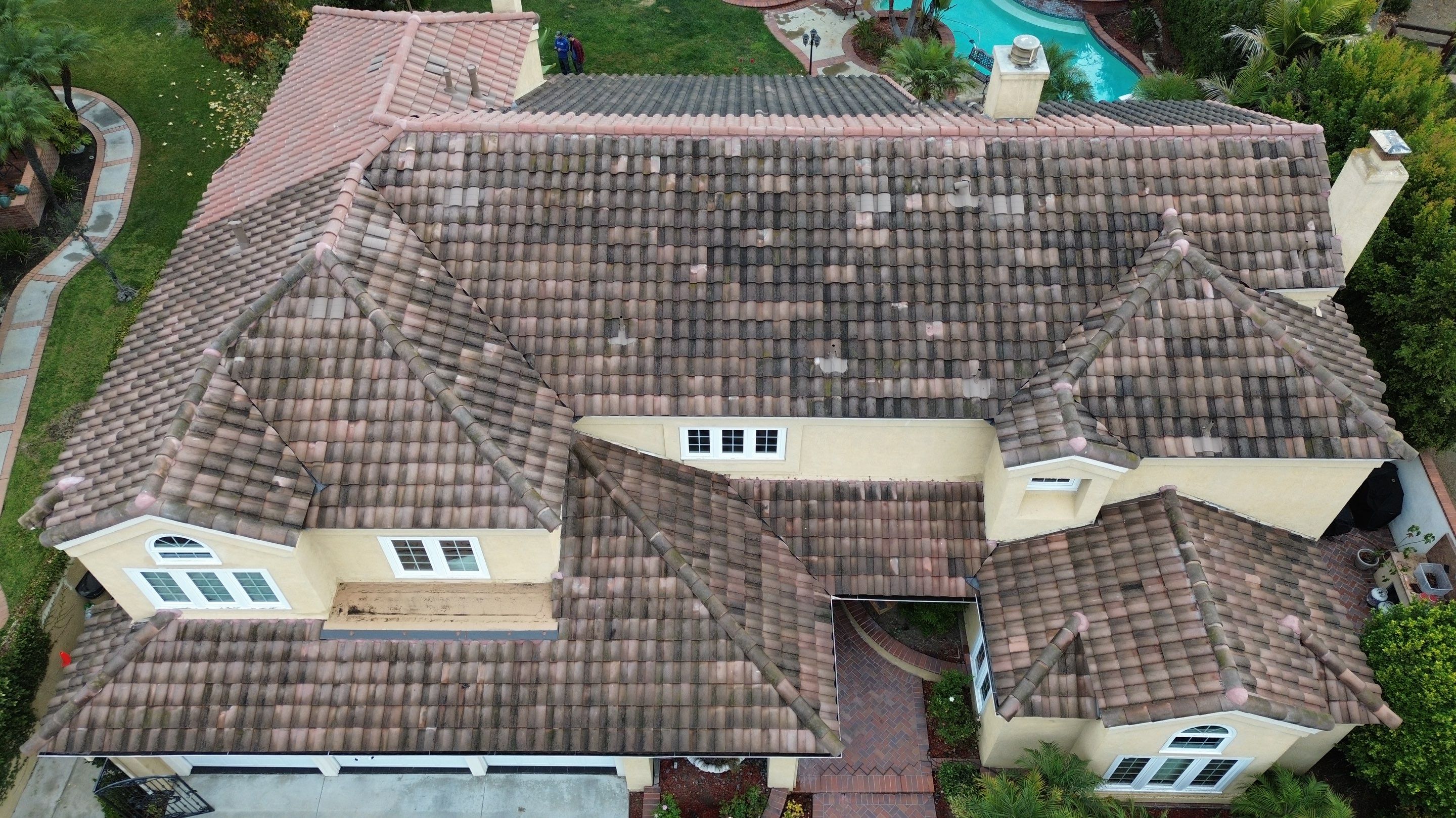 Roof Cleaning by Pirate Pete’s Power Washing