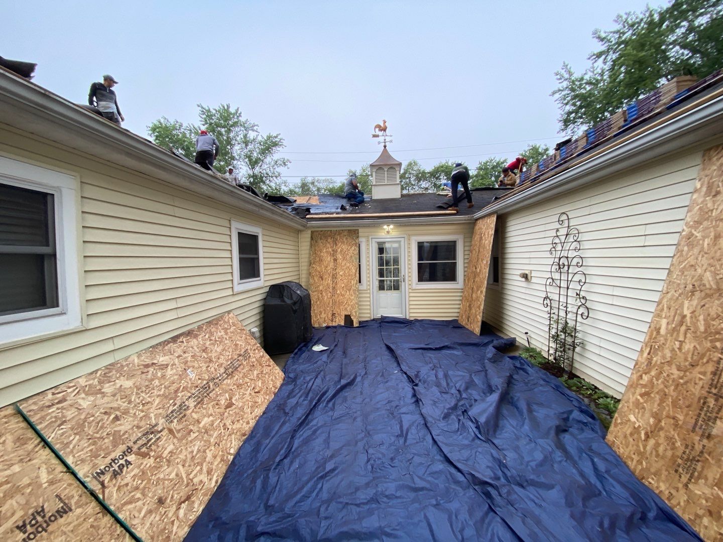 Roof Replacement using CertainTeed Landmark by 180 Contractors
