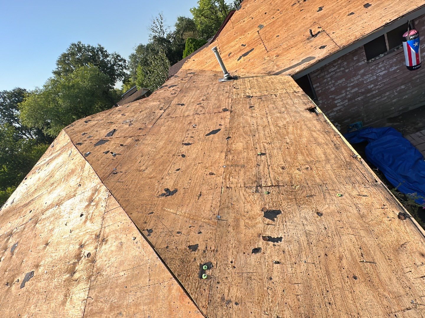 Residential Roofing Installation using Owen's Corning Duration (Lifetime) Shingles by Roof Repair Company