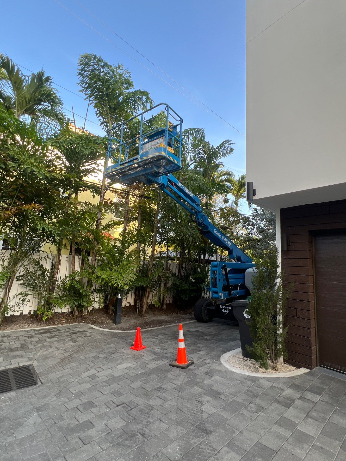 Fort Lauderdale Town Homes Exterior Painting by John “The Greek” Painting