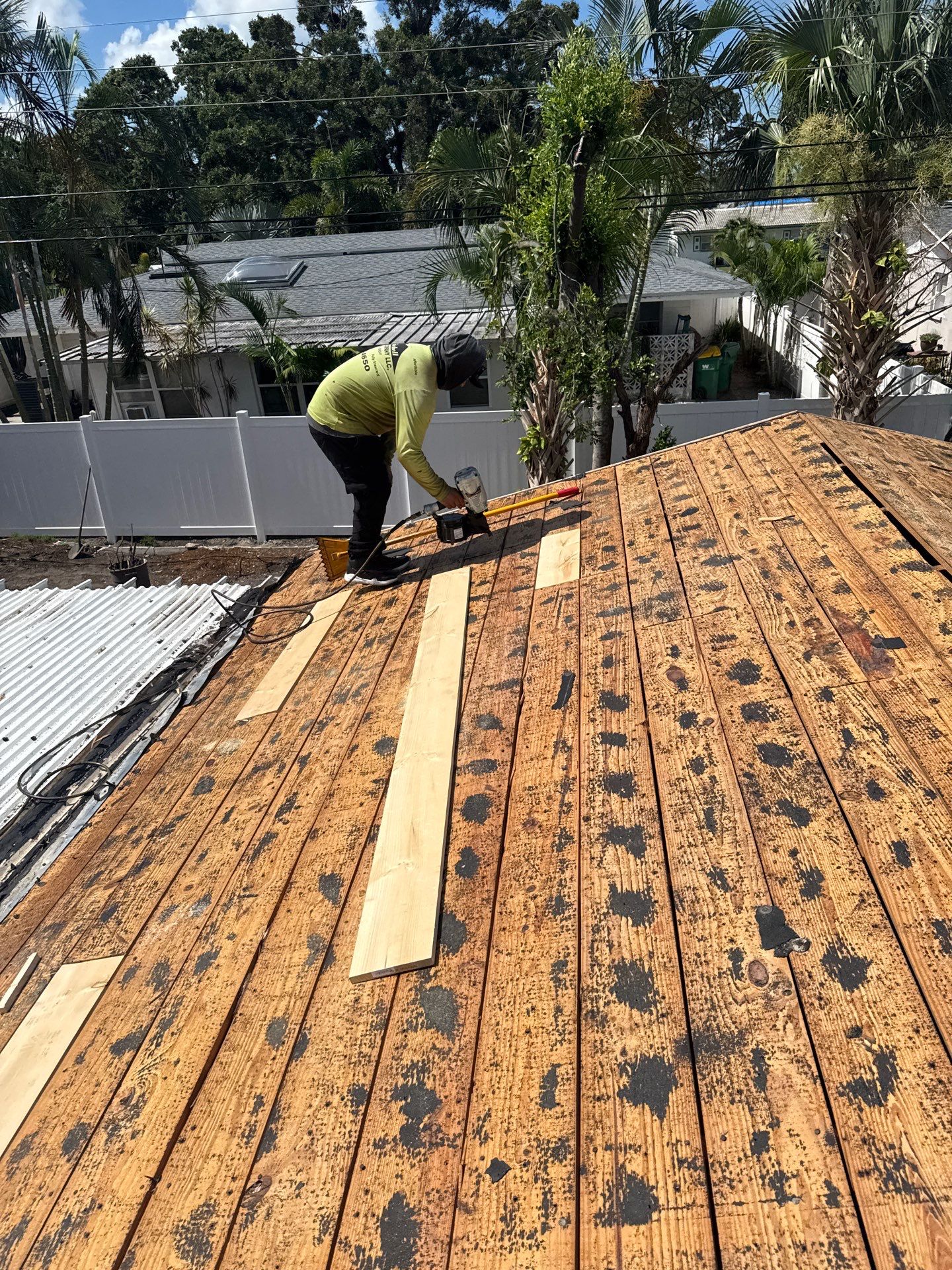 Project in Seminole 33772 by Mitchell Roofing Company LLC 