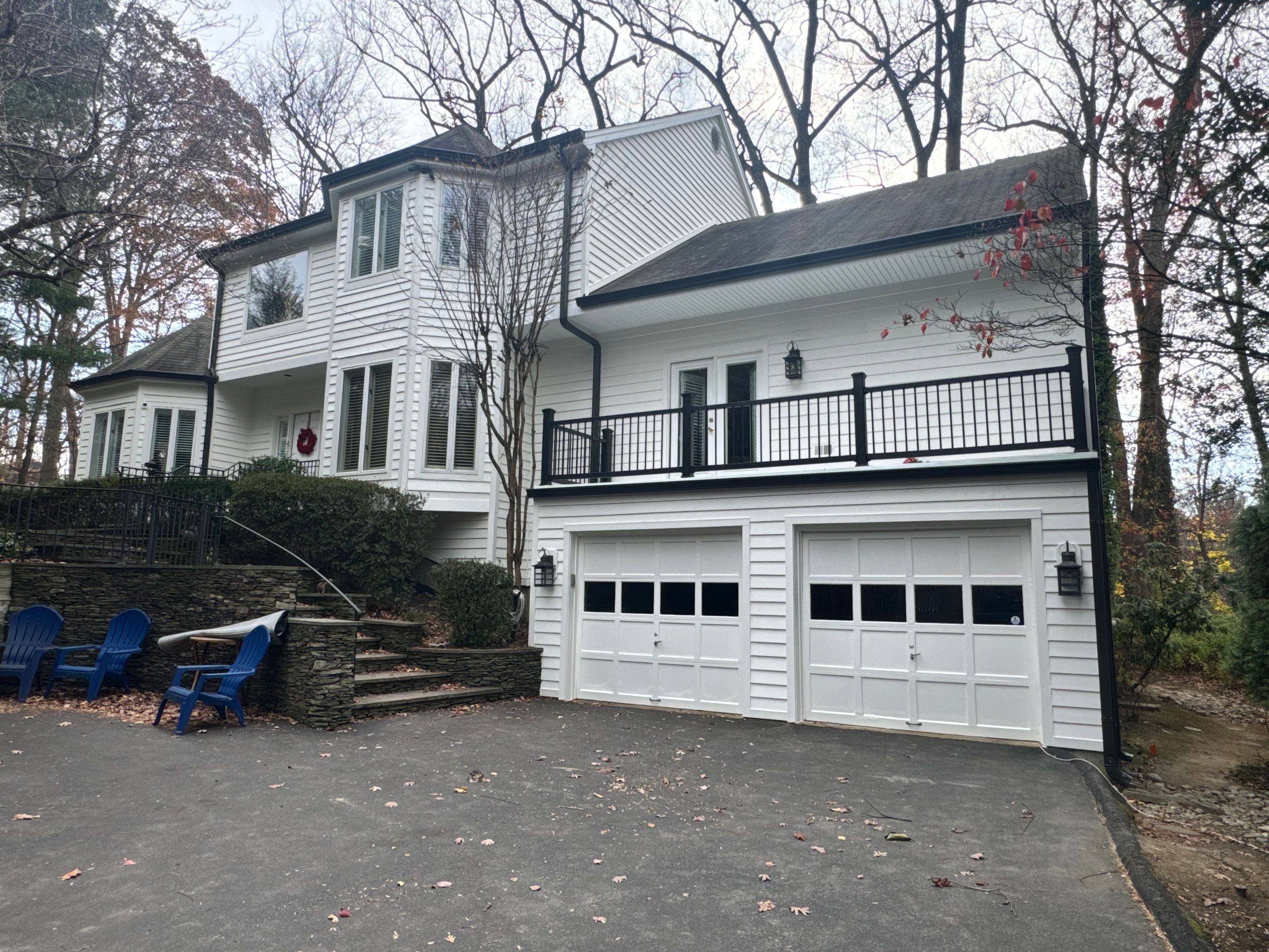 Arlington: Bevel Cedar Wood Siding Restoration by RM Banning, Inc.