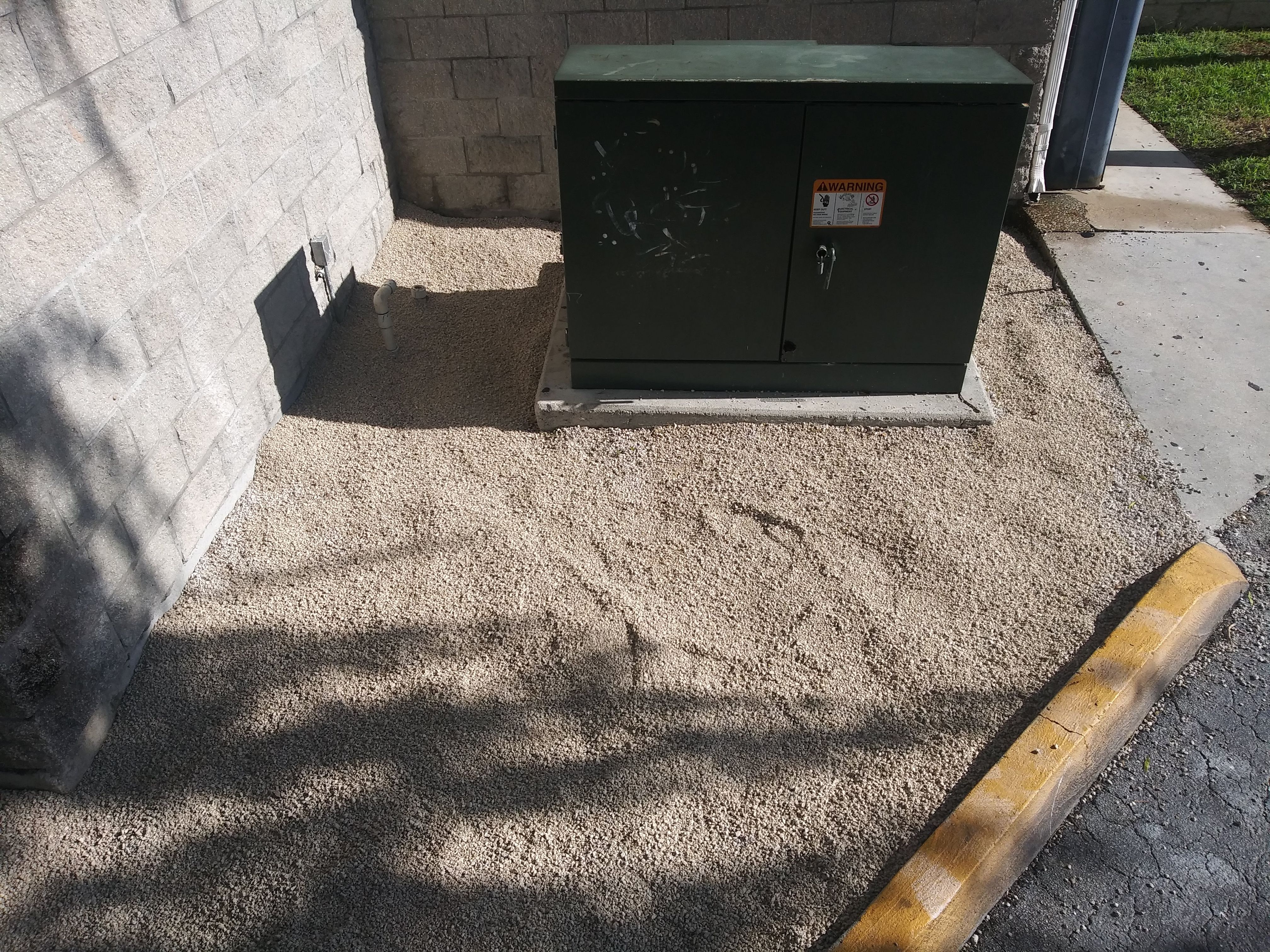 Commercial Grounds Maintenance by
M.A.B. Landscaping & Property Maintenance