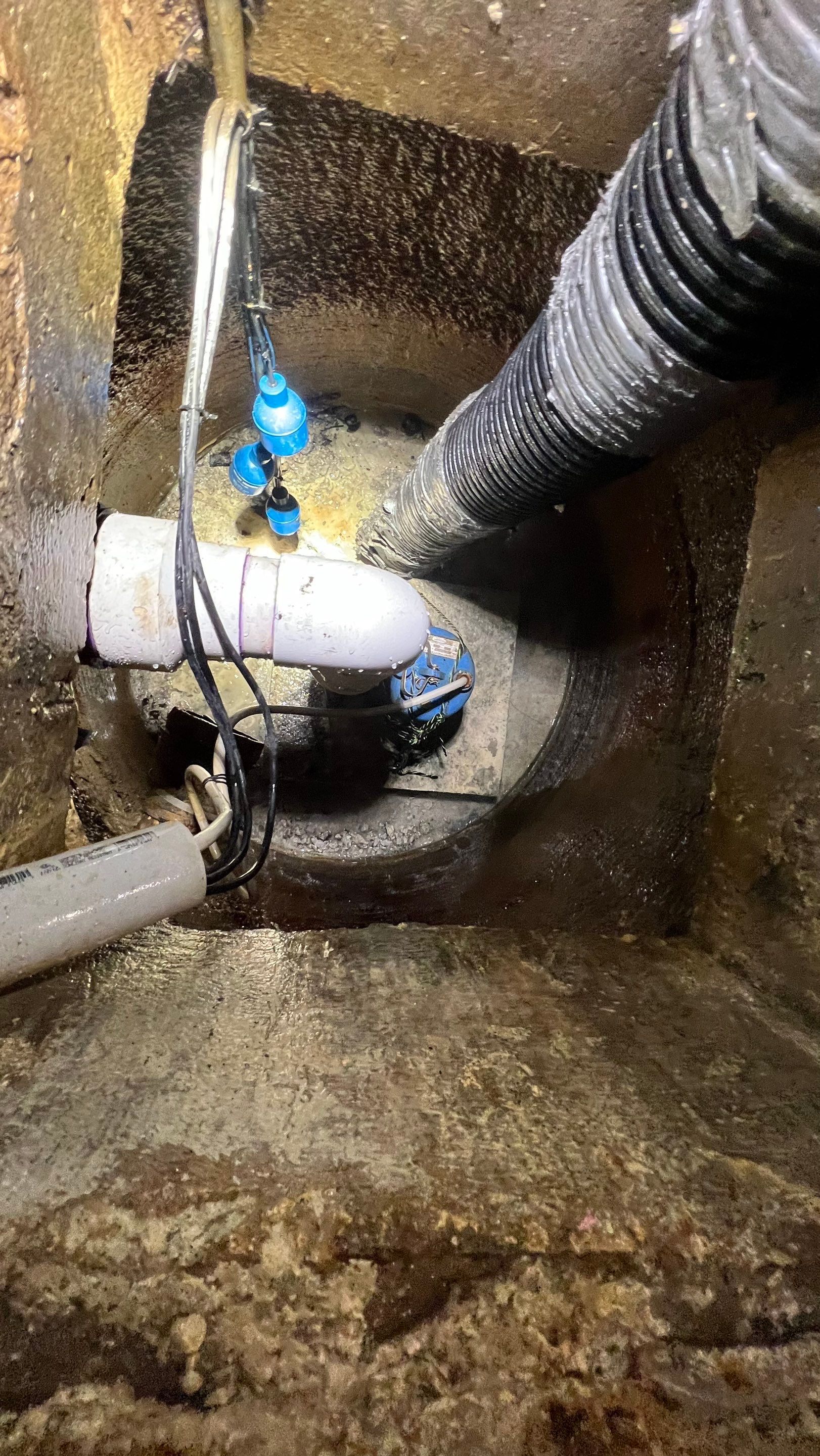 Naples Condo Complex Stormwater System Maintenance and Hurricane Cleanup by Don Mar, Inc. Storm Water Solutions