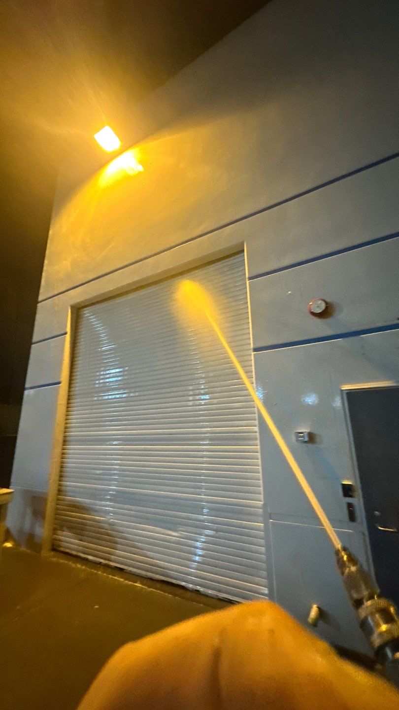 Lake Forest Commercial Pressure Washing and Window Cleaning by Property Cleaning Experts