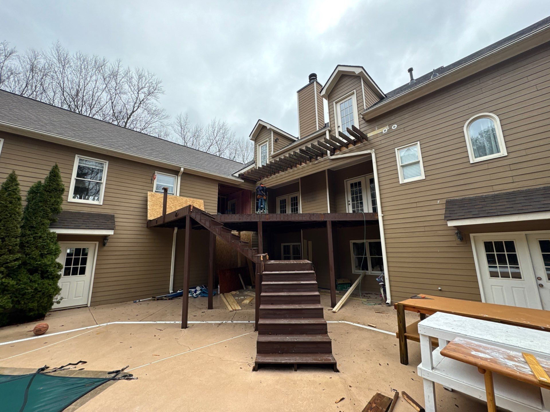 Elevated Deck and Screened-In Porch Replacement in Powder Springs by Swift Home Renovations