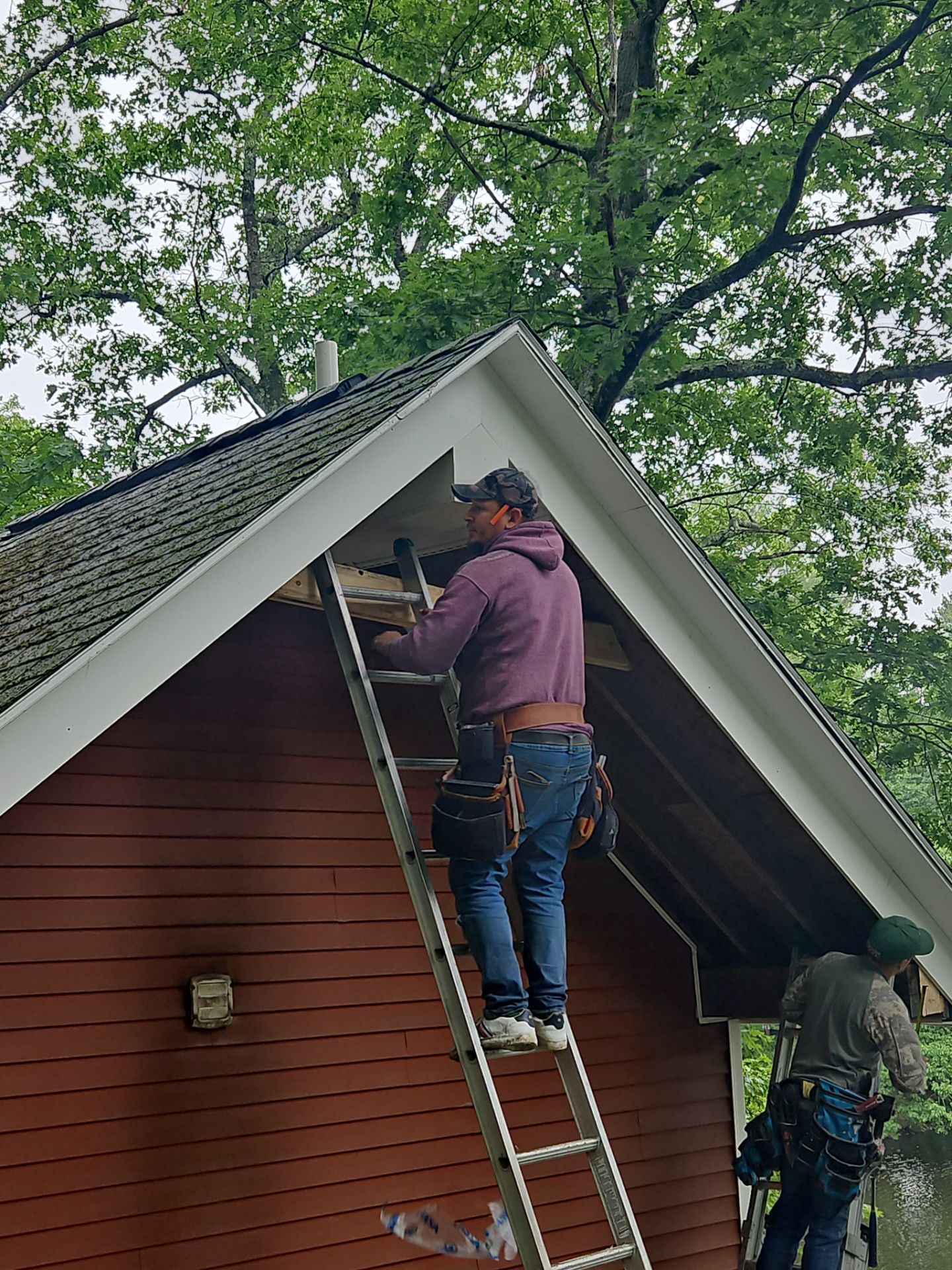 Leak Repair & Roof Wash – Groton, MA by Mighty Dog Roofing of Greater Middlesex County