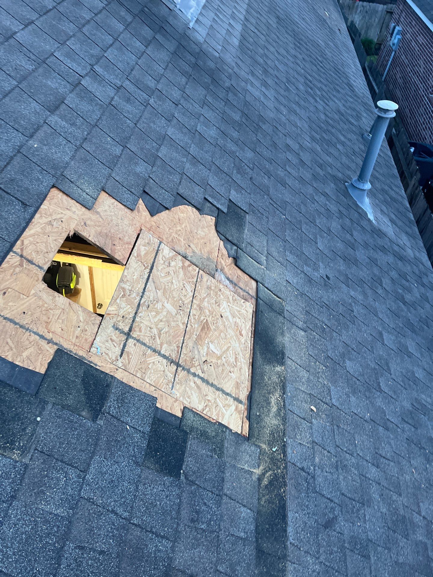 Residential Roofing Repair using Owen's Corning Duration (Lifetime) Shingles by Roof Repair Company