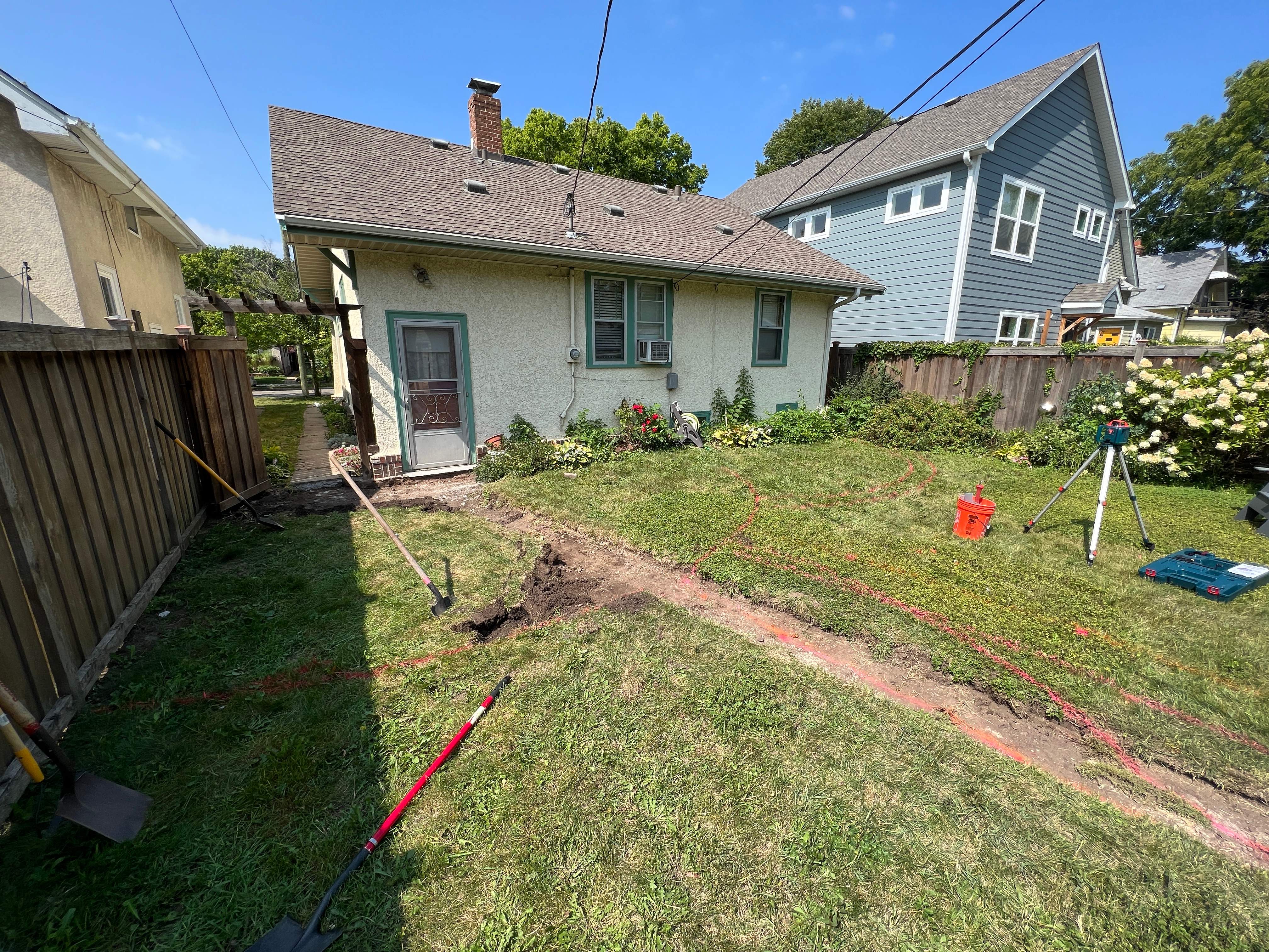 Patio & Walkway by Sota landscaping