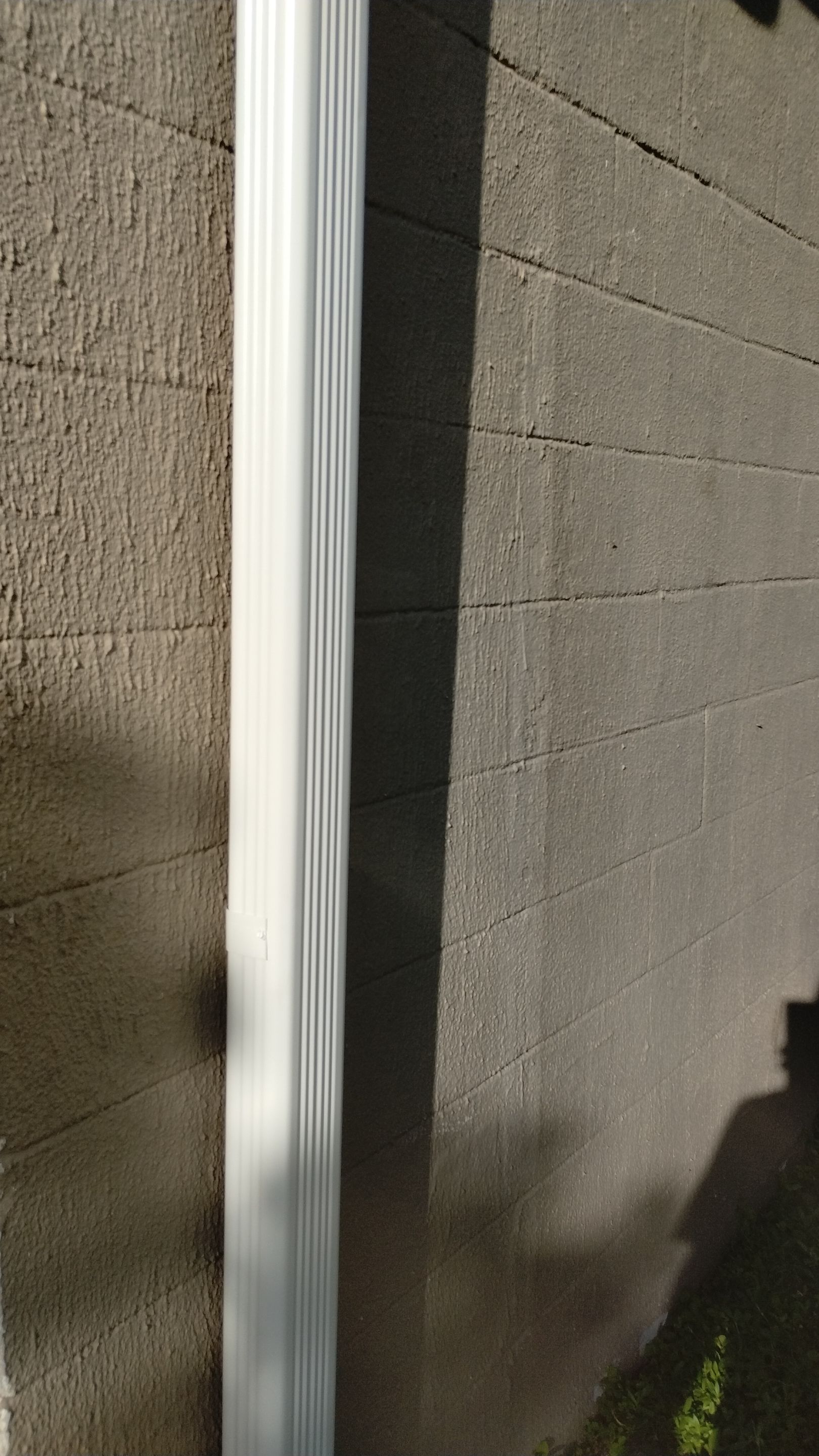 Aluminum Seamless Gutters using K-Style Seamless Gutters in North Fort Myers, FL by Gutter Professors