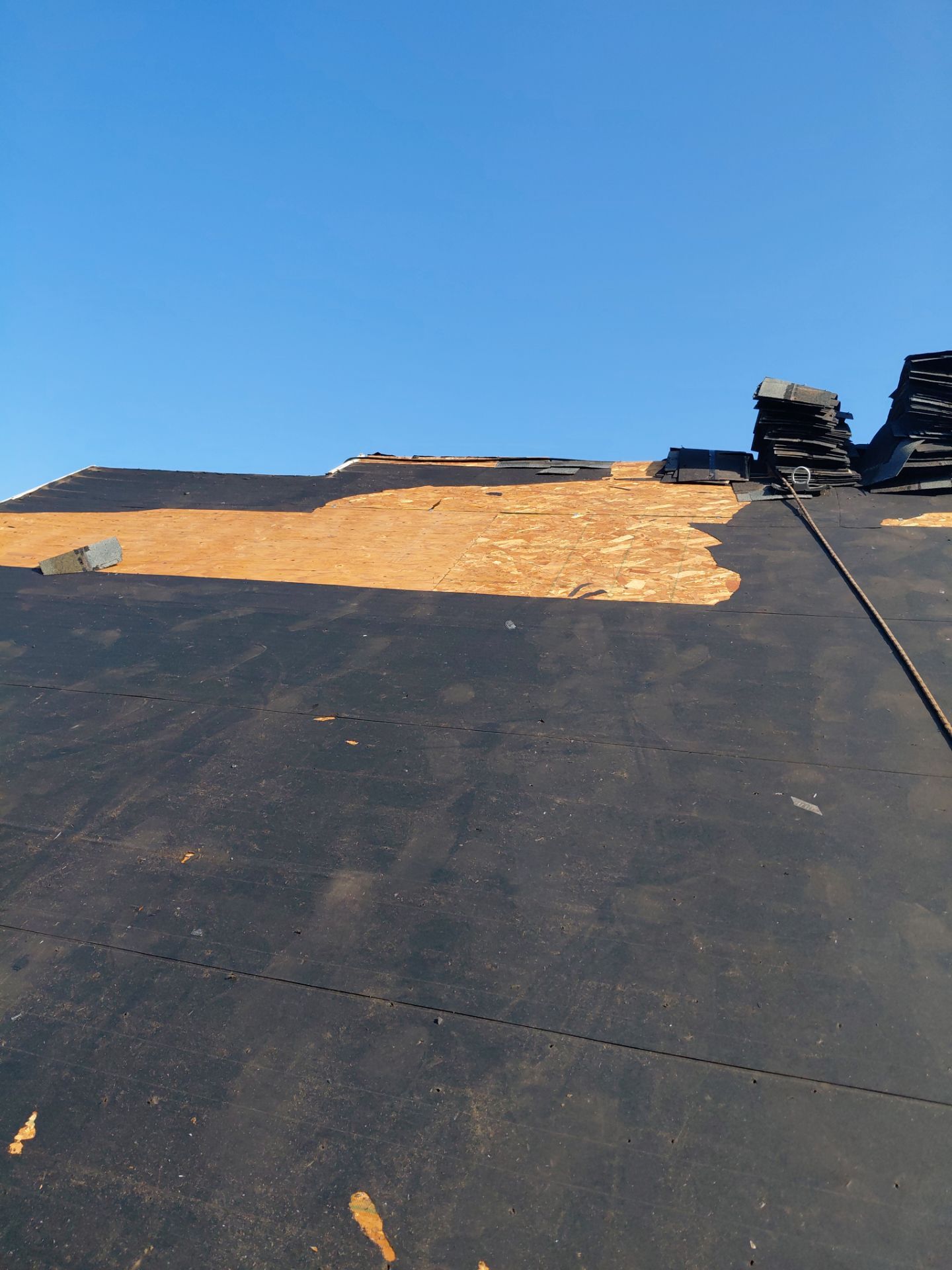 Lorton: Residential Roof Replacement with CertainTeed Landmark in Colonial Slate by RM Banning, Inc.