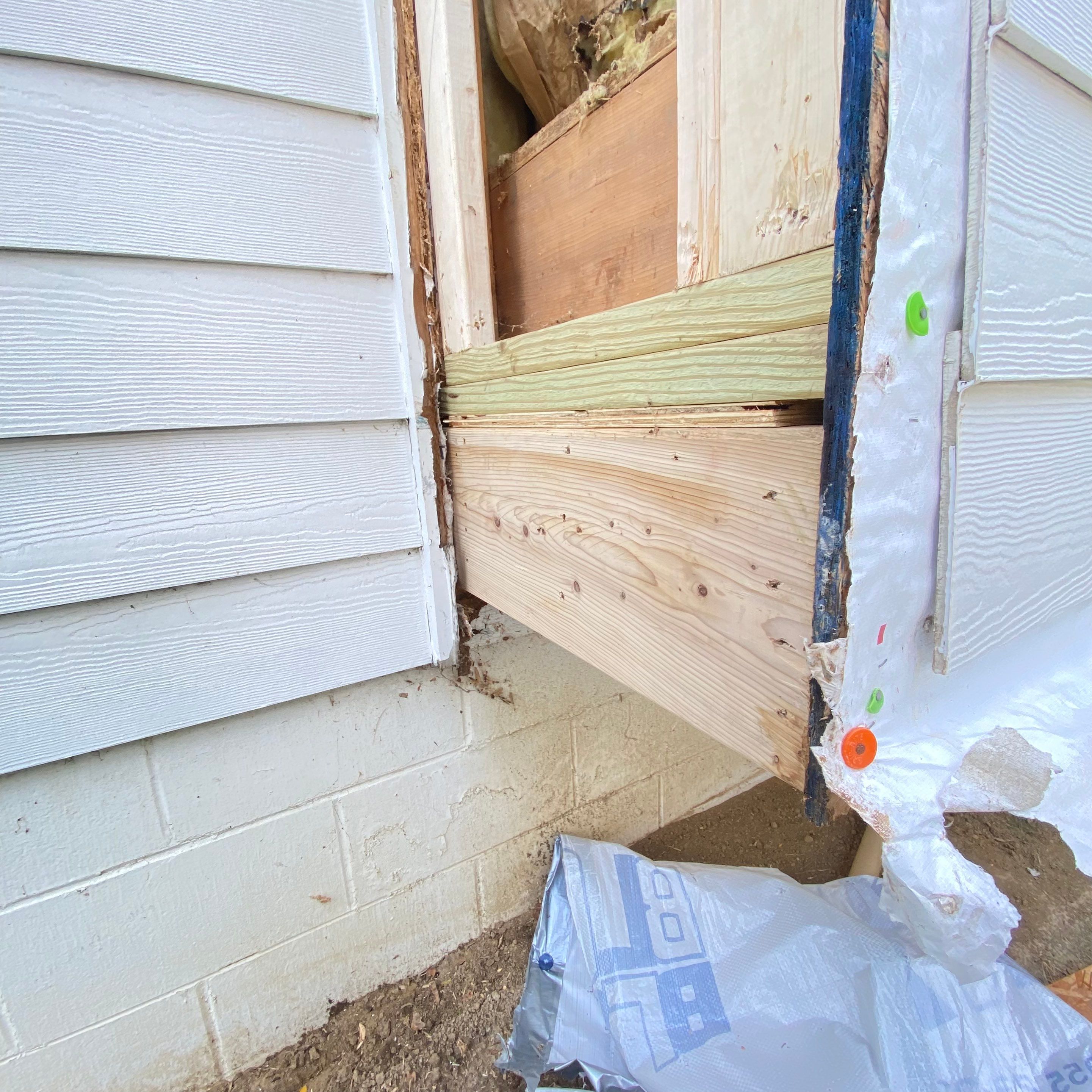 Siding Repair by Crows Roofing