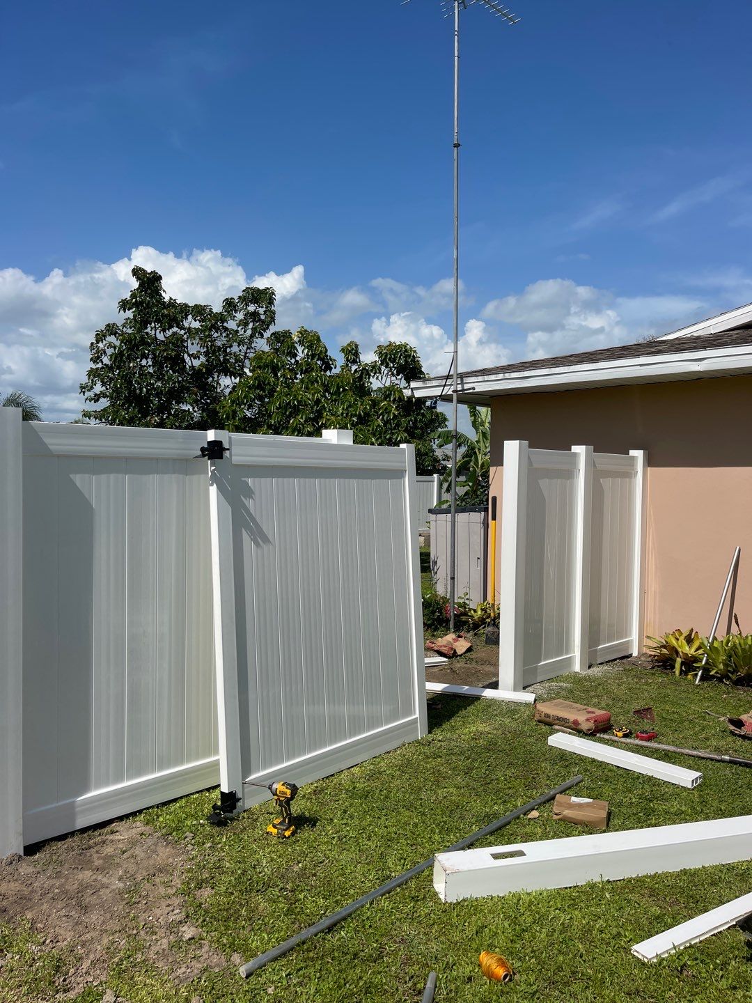 North Port, FL 6ft. White Vinyl Privacy Fence by Asap fence and gates, LLC
