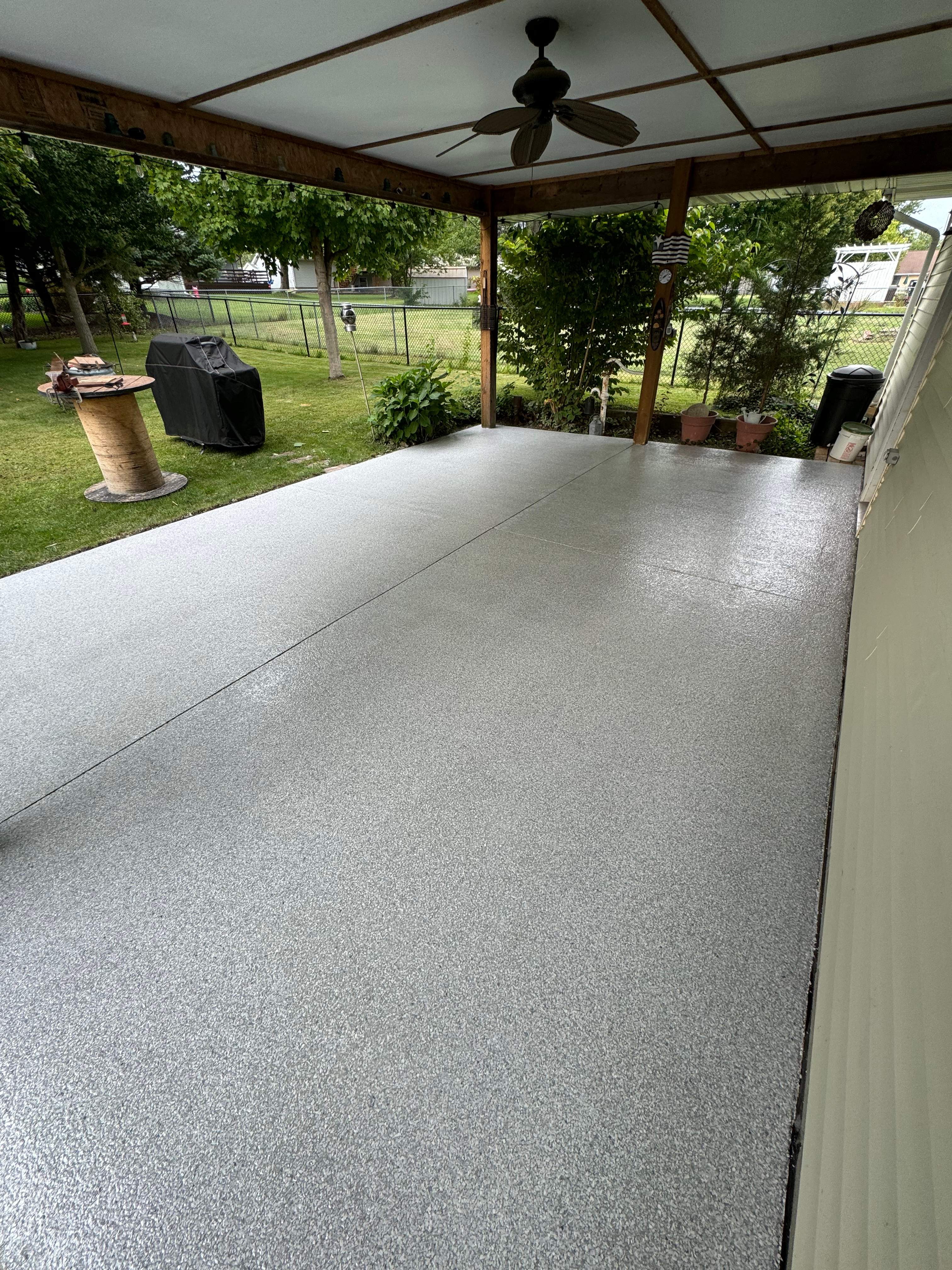 Ash Patio Eureka by Loud Bros