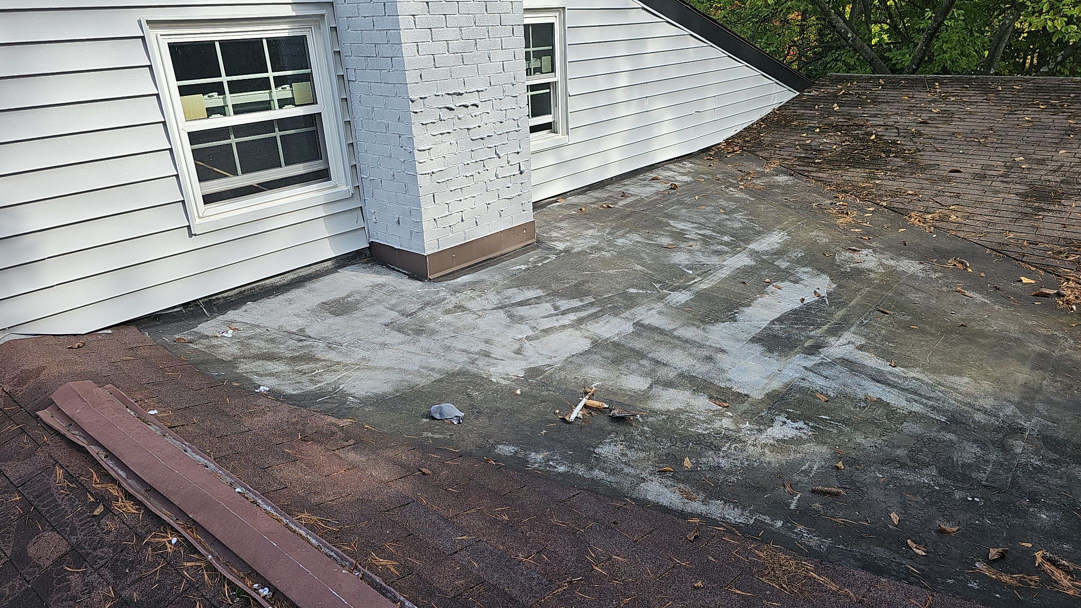 ATLAS PINNACLE COLOR: BLACK SHADOW by Eagle Eye Roofing