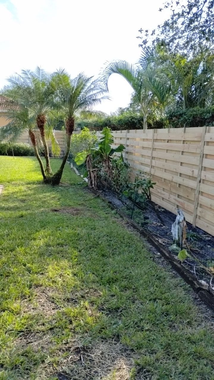 Wood Fence Installation using Shadowbox Wood Fence by Asap fence and gates, LLC