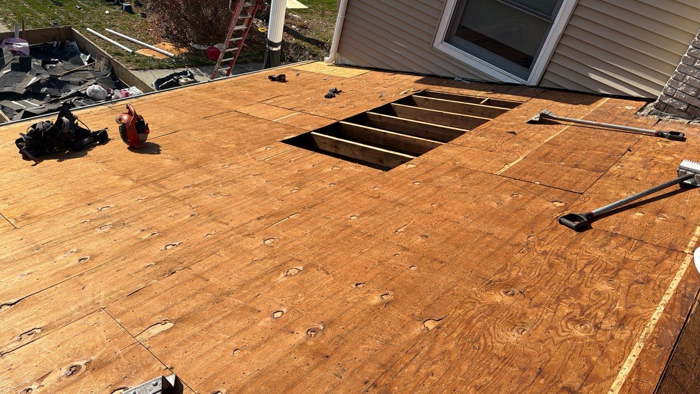 Roof Replacement using Owens Corning Onyx Black by 180 Contractors