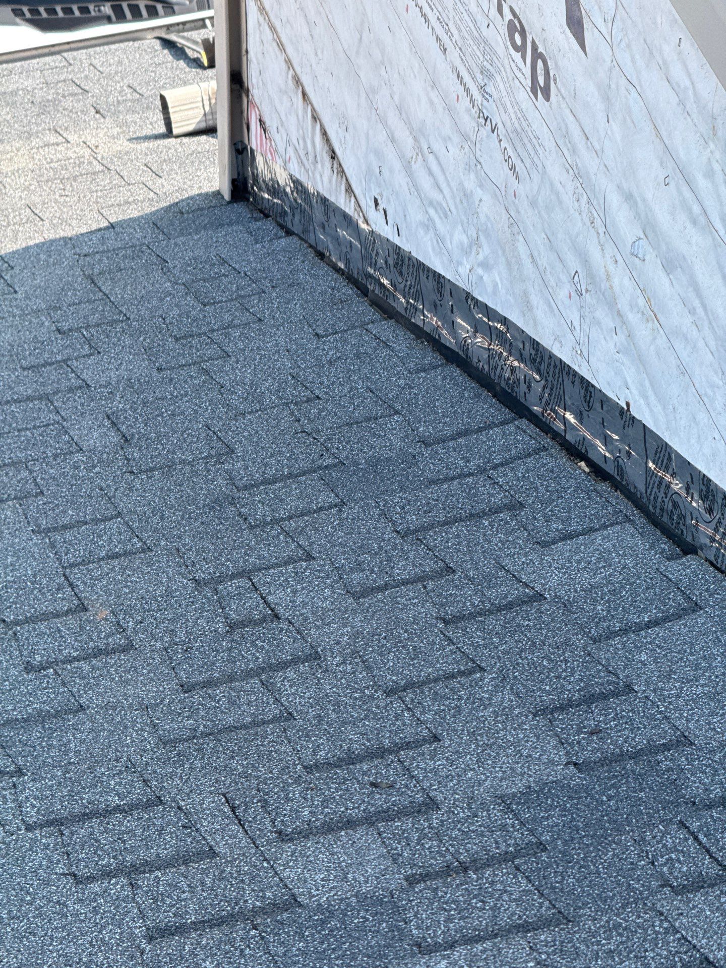 Vinyl Siding and Roof Flashing Repair in Thurmont, Maryland by Frederick Roof Repair
