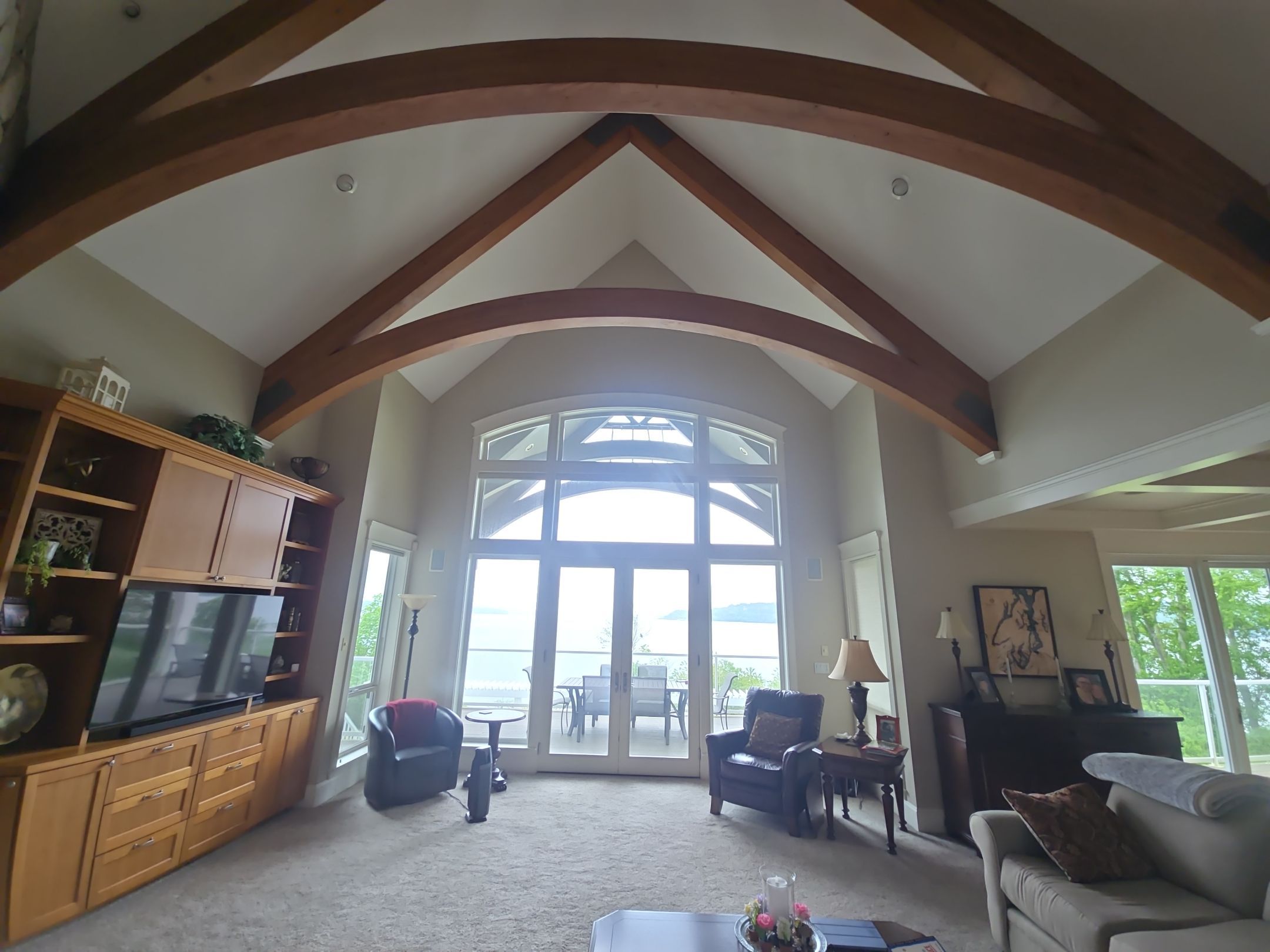 Rotten Glulam Beams Nearly Collapsed by RoofSmart