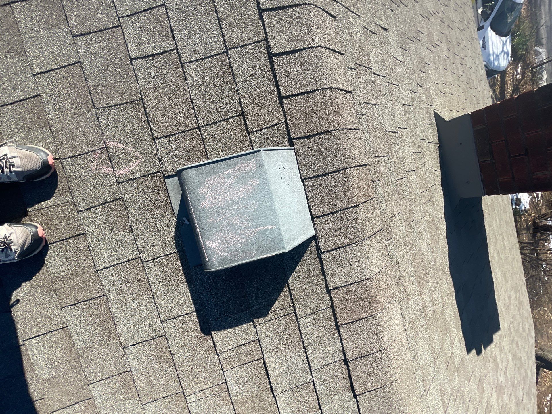 Storm Damage repair in Kansas City Missouri  IKO Dynasty Roof by EEC  Windows, Siding & Roofing 