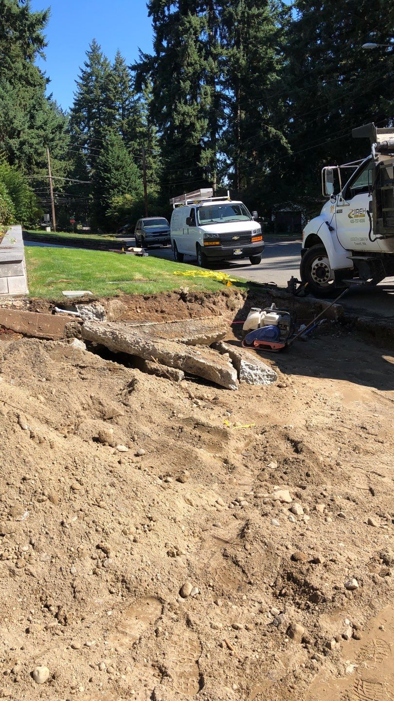 Bruce | Broom Finish Driveway, Concrete Project by Jireh Asphalt & Concrete Inc 