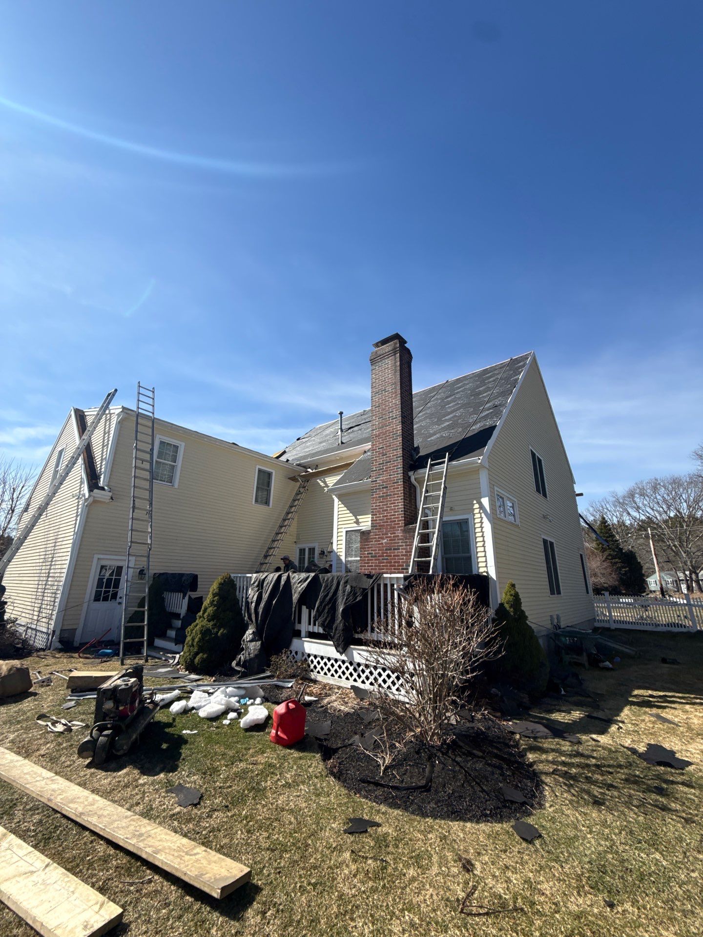  Premium Roof Replacement in Millis – Owens Corning Duration, Onyx Black by JOHNNYS PRO