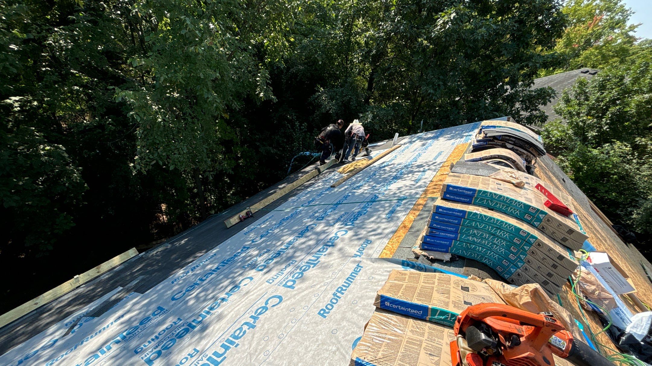 Roof Replacement using CertainTeed Landmark by 180 Contractors