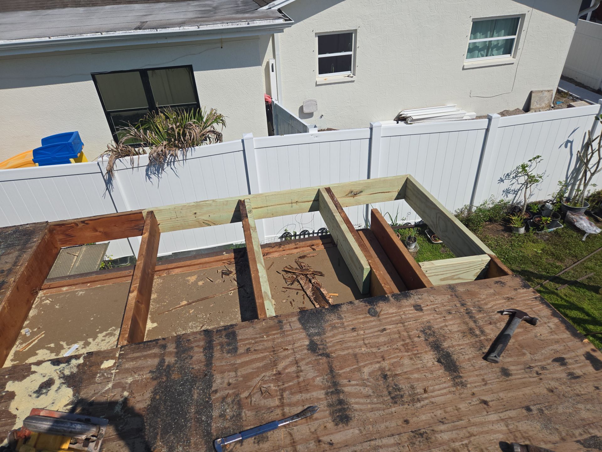 Project in Largo 33773 by Mitchell Roofing Company LLC 
