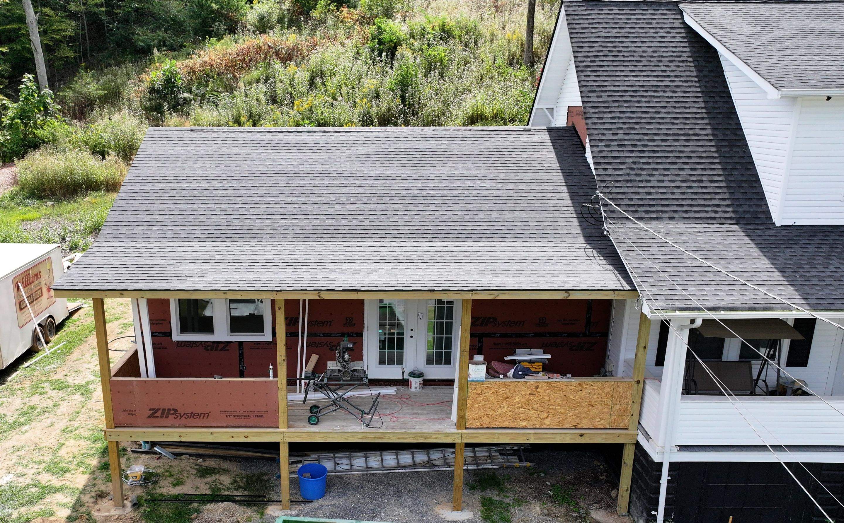 Short Residence by Omnia Roofing