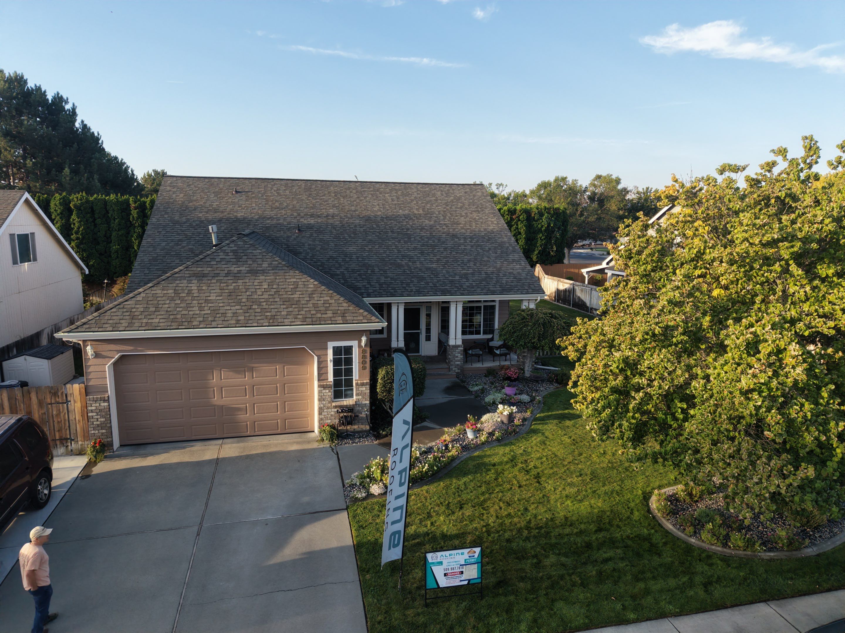 Full Residential Roof Replacement With Architectural Shingles in Kennewick by Alpine Roofing