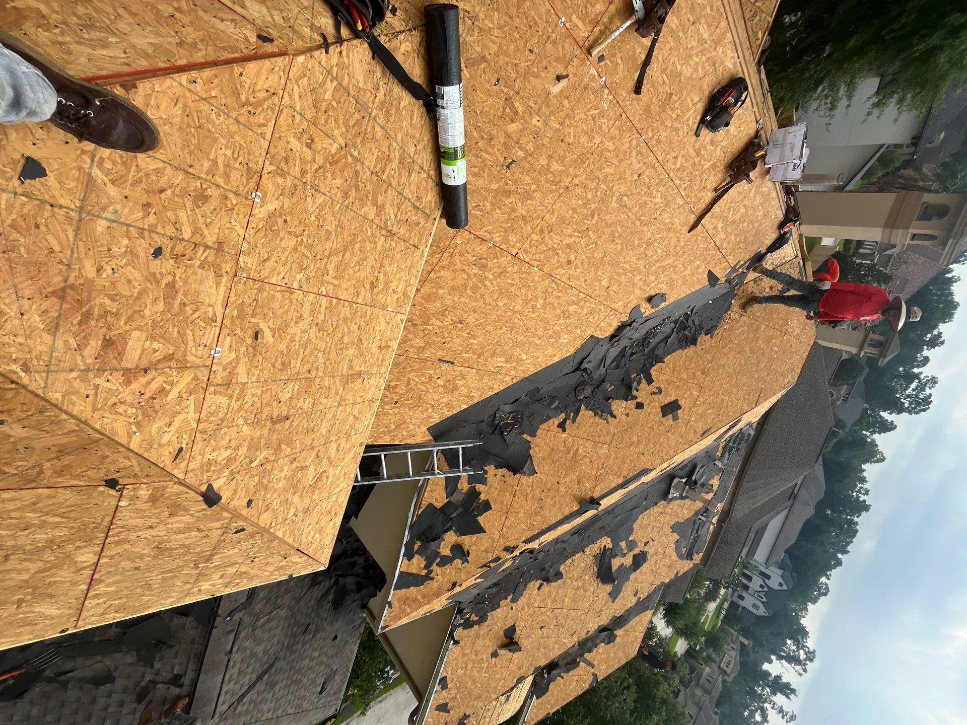 Residential Roofing Installation using Owen's Corning Duration (Lifetime) Shingles by Roof Repair Company