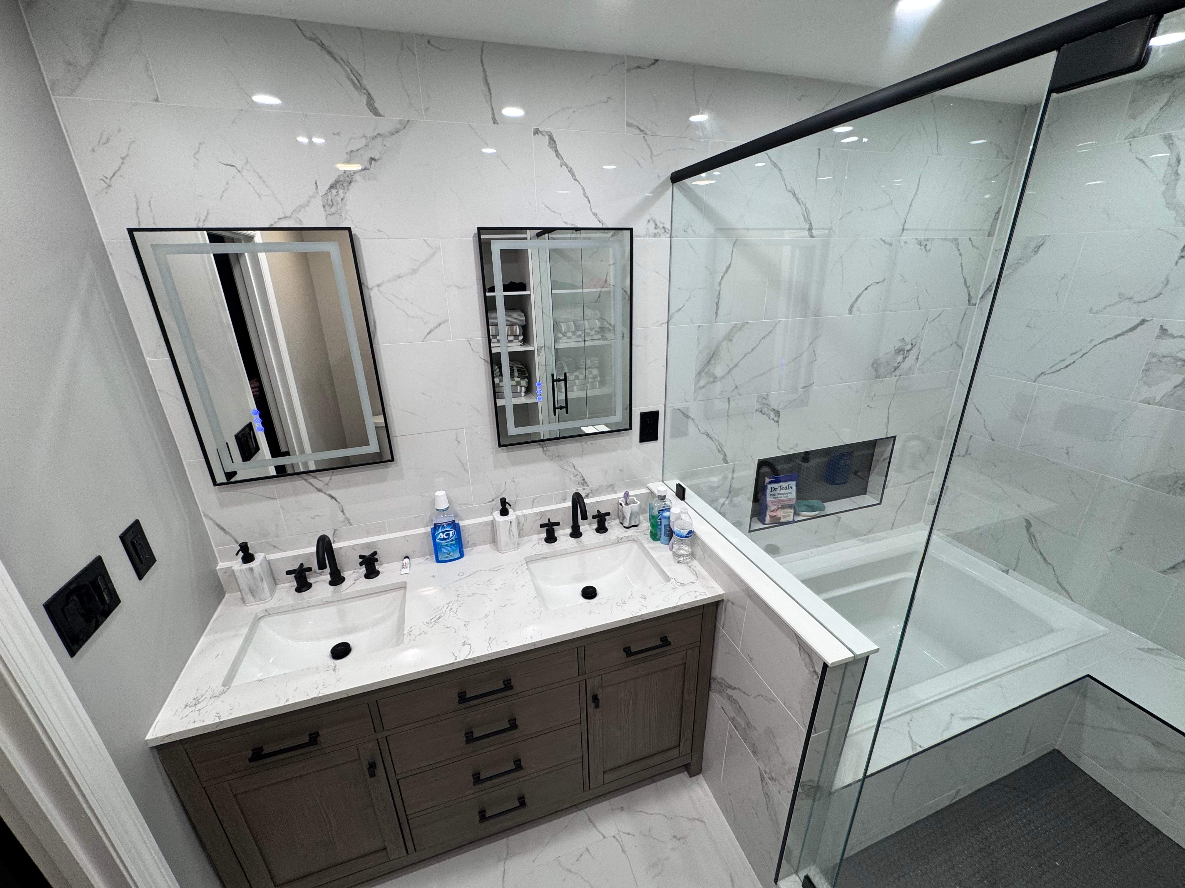 Master bathroom renovation by Prudencio