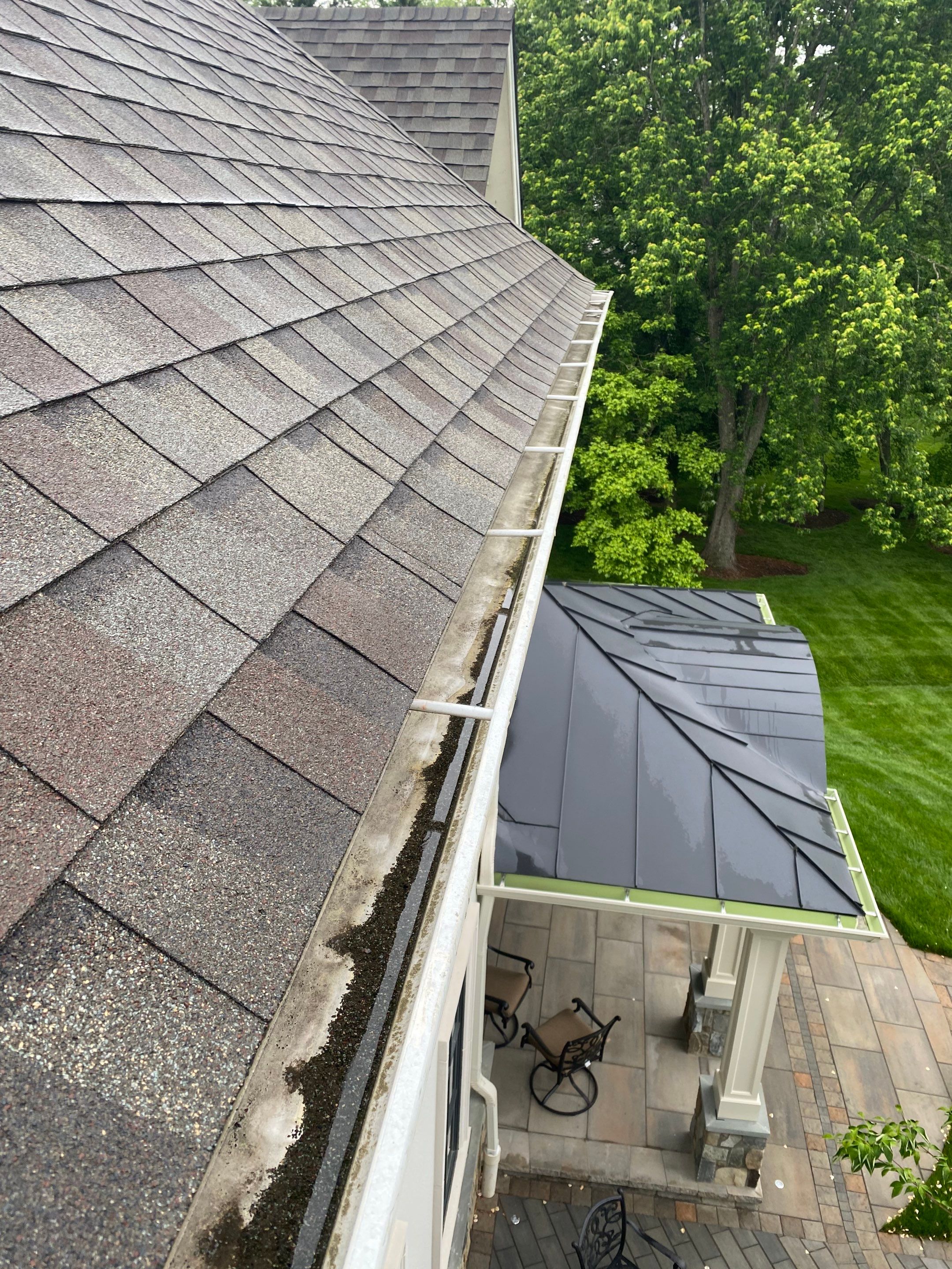 Burke: CertainTeed Landmark Designer Shingles in Moire Black by RM Banning, Inc.