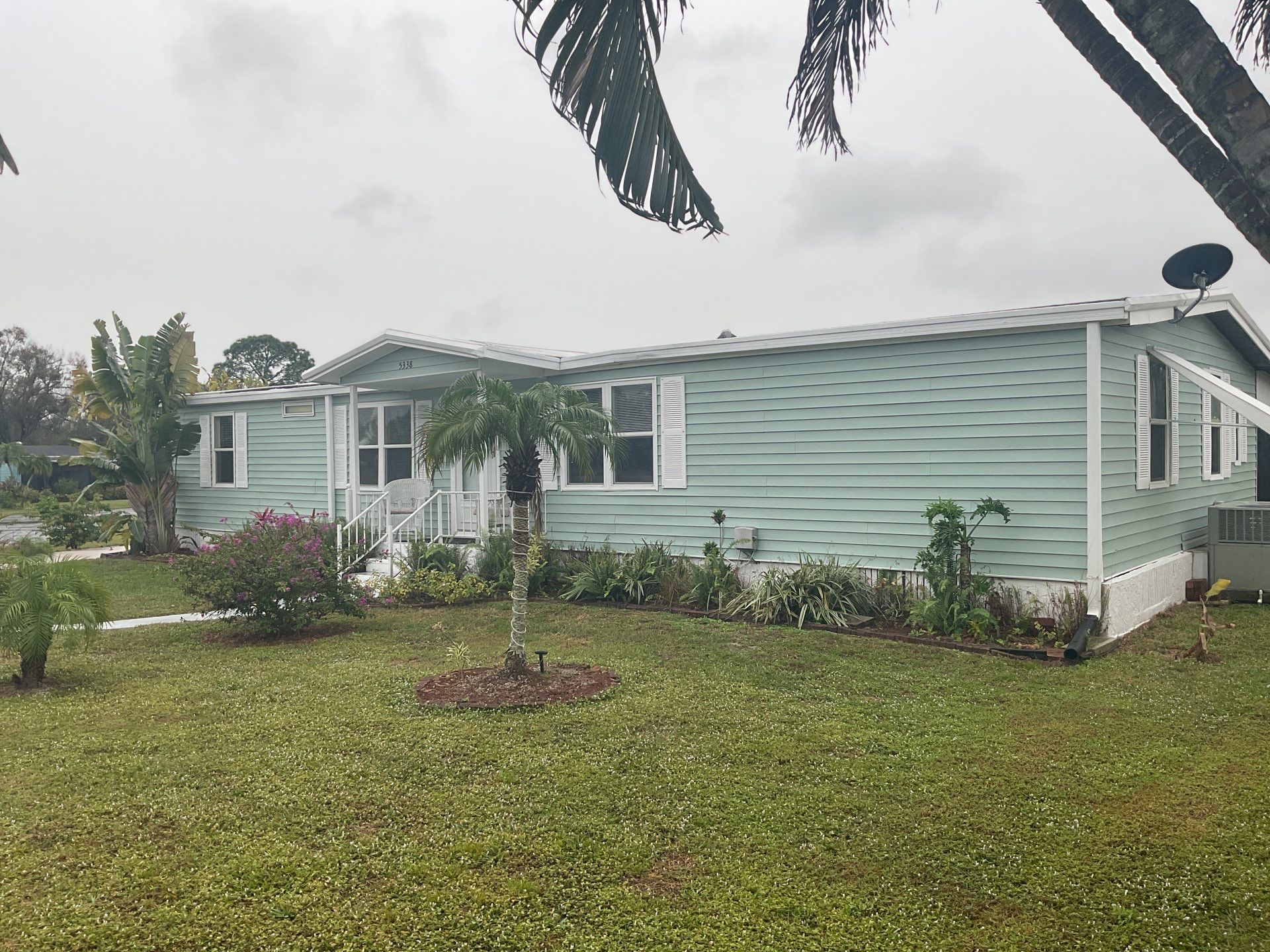 Cleaning Gutters in Fort Myers FL by Gutter Professors
