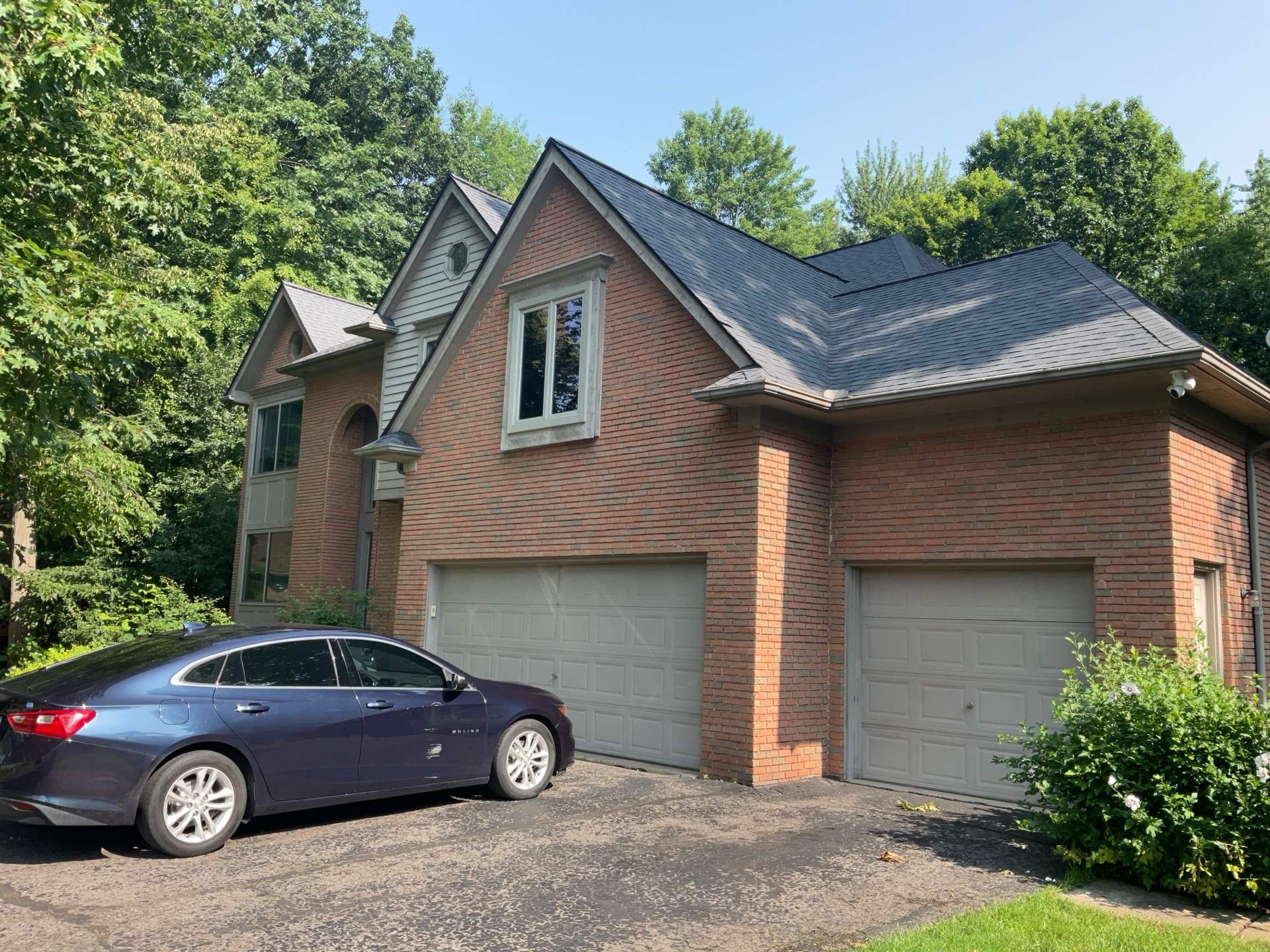 Siding Replacement using Alside S7 Cedar Mill Grain Cape Cod Grey by 180 Contractors