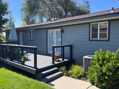 Sandy | Custom Hardie Mixed Profiles | Gray Slate & Iron Gray Trim