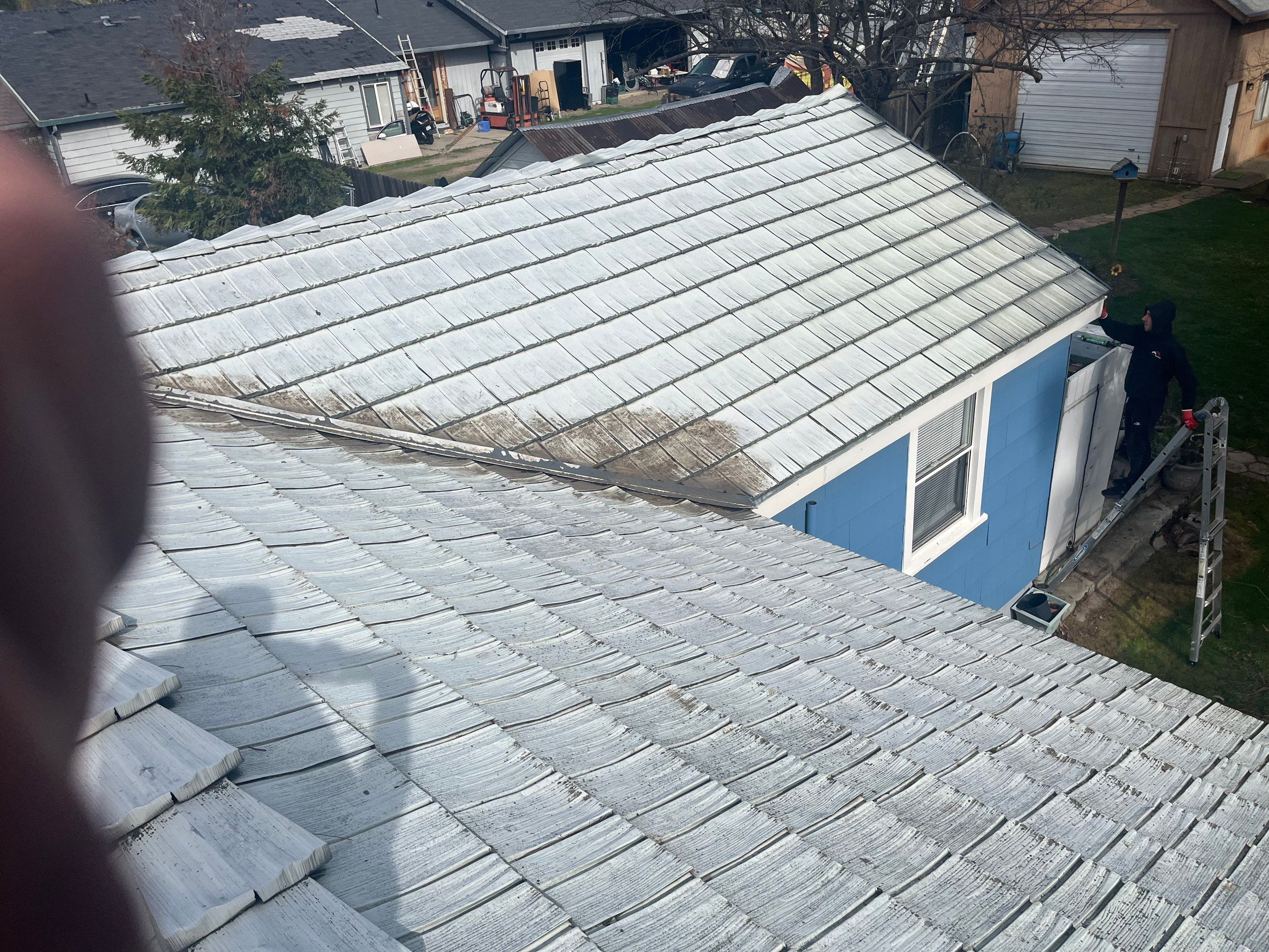 Residential Cleaning in Citrus Hights  by Nextop Roofing