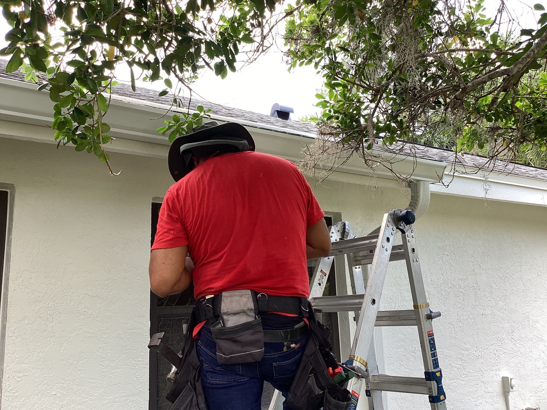 Gutter Guard System for a Leaf-Free Home in Sarasota FL by Gutter Professors