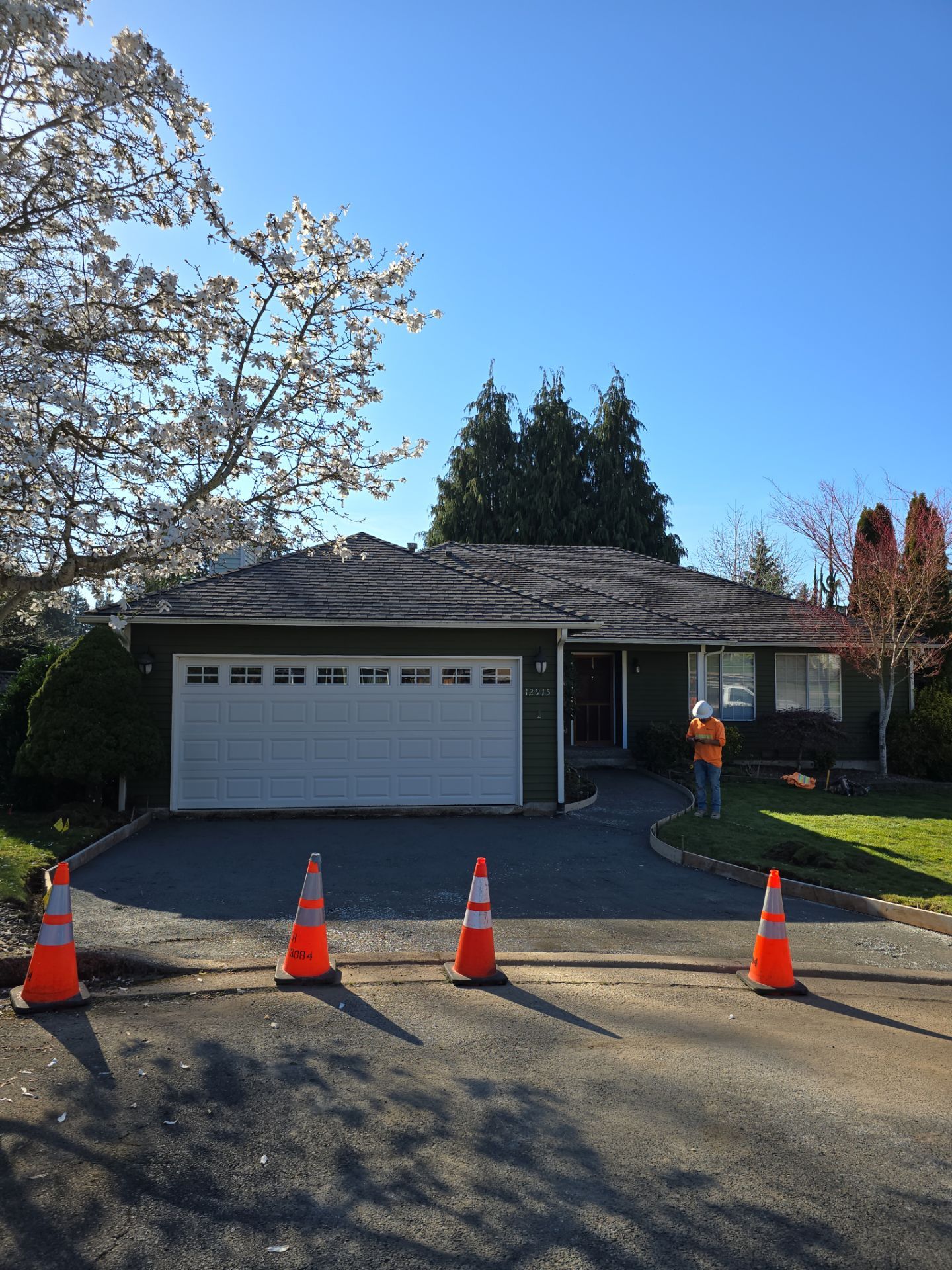 William | Concrete Driveway by Jireh Asphalt & Concrete Inc 