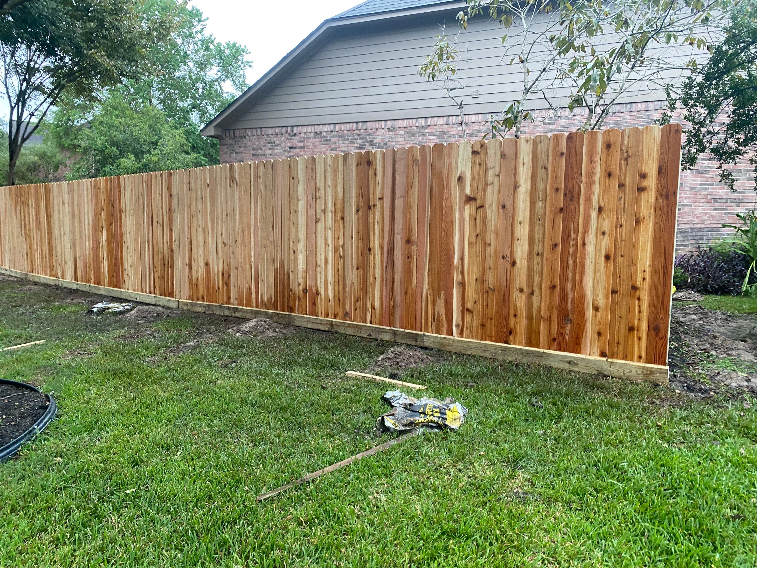 6'6" Western Red Cedar Fence Install by Astro Outdoor Designs