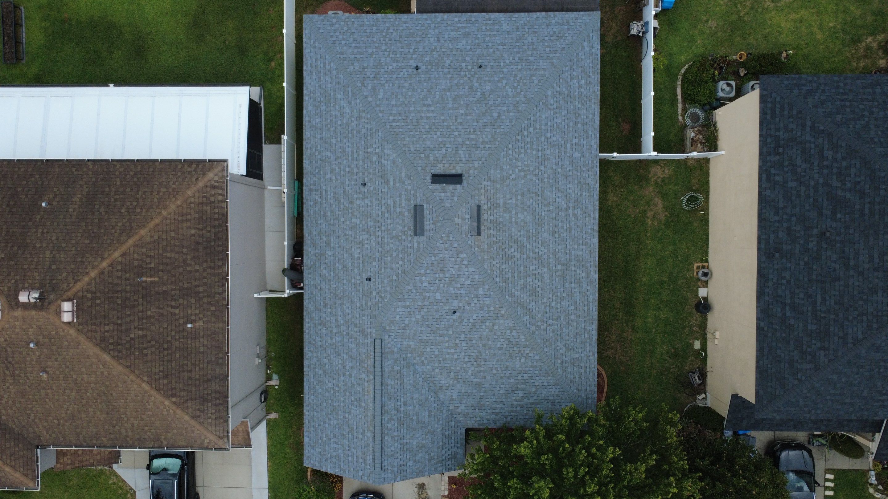 Roof Replacement in Lutz, FL by Steadfast Roofing 