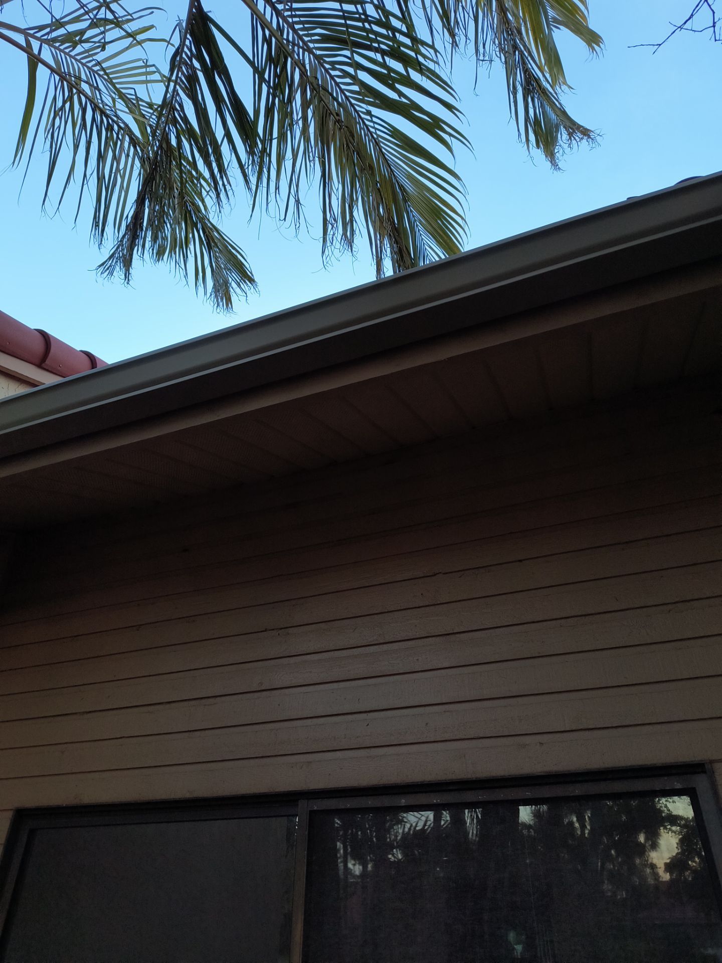 Seamless Gutter Installation in Sarasota FL by Gutter Professors
