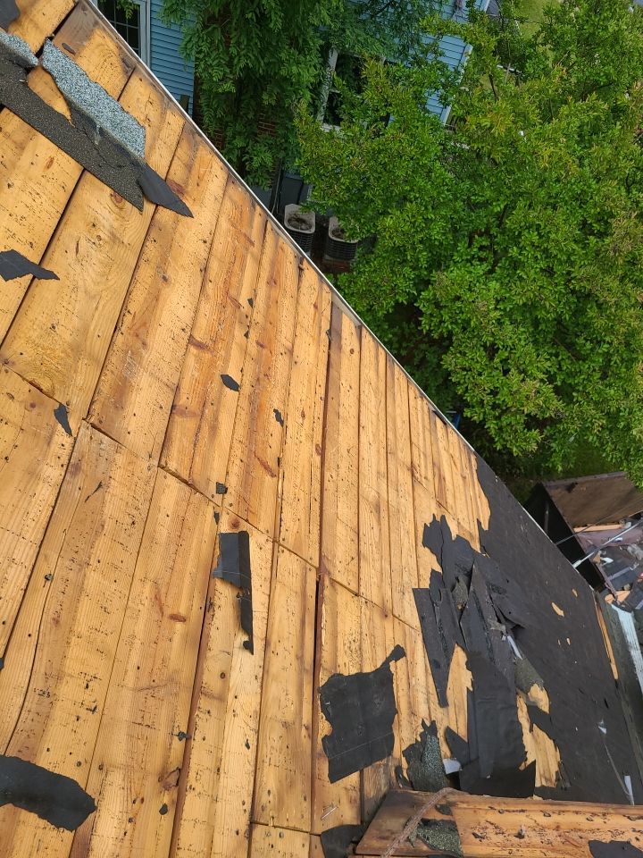 Arlington: CertainTeed Landmark Architectural Shingle in Georgetown Gray by RM Banning, Inc.