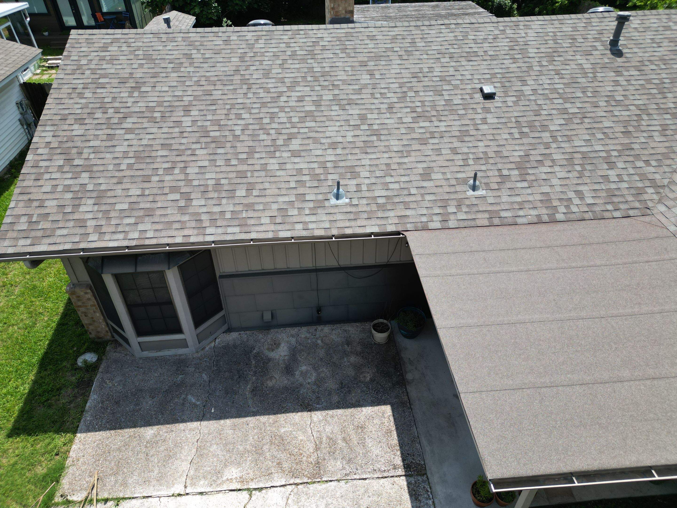 Driftwood - Owens Corning TruDefinition Duration by RoofsOnly.com